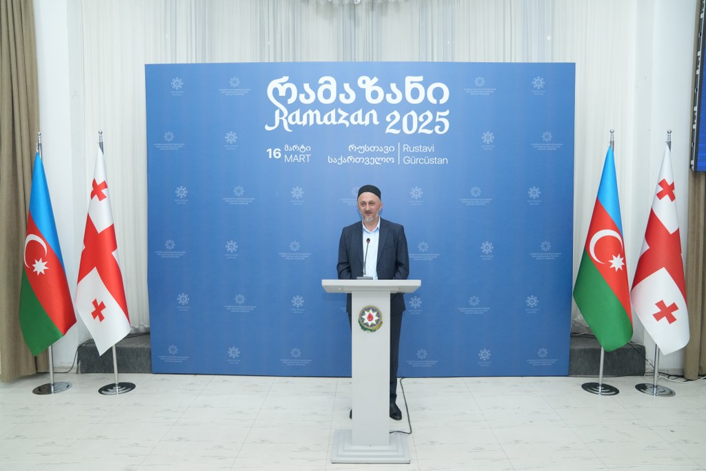 Dövlət Komitəsi Ramazan ayı ilə əlaqədar Gürcüstanın Rustavi şəhərində iftar mərasimi təşkil edib - Image 5