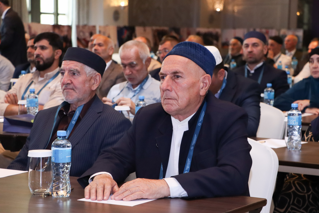 Qusarda “Dini maarifçilik işinin təşkili: ənənə və müasirliyin vəhdəti” mövzusunda regional konfrans keçirilib - Image 7