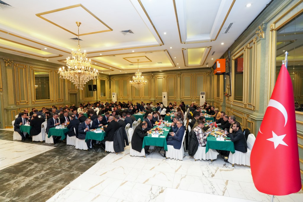 Qarsda soydaşlarımız üçün iftar mərasimi təşkil olunub - Image 12