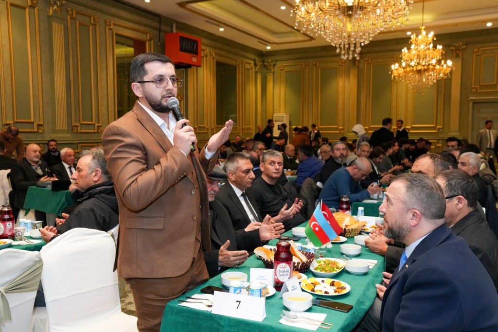 Qarsda soydaşlarımız üçün iftar mərasimi təşkil olunub - Image 11