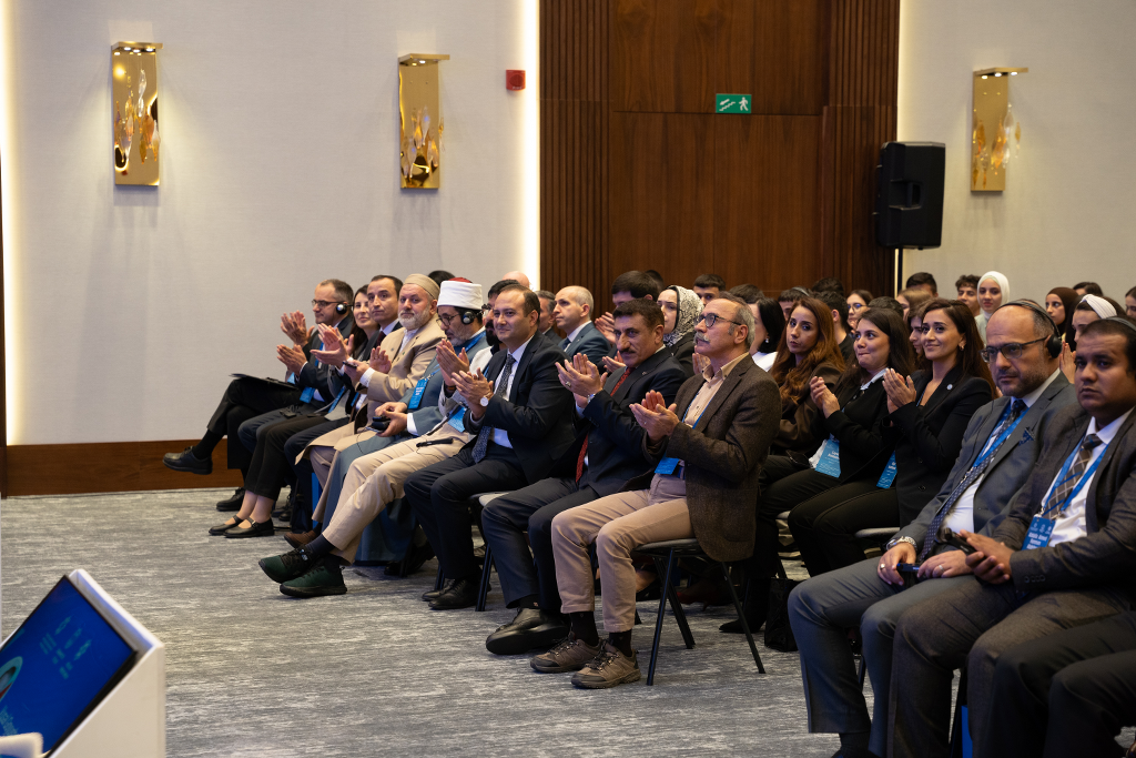 “Müasir din təhsili modelləri: mənəvi dəyərlər və qlobal çağırışlar kontekstində” mövzusunda keçirilən beynəlxalq simpozium - Image 4