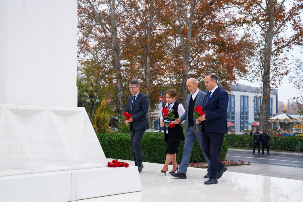 Göyçayda “Milli-mənəvi kimlik və müasir çağırışlar” mövzusunda regional konfrans keçirilib - Image 4