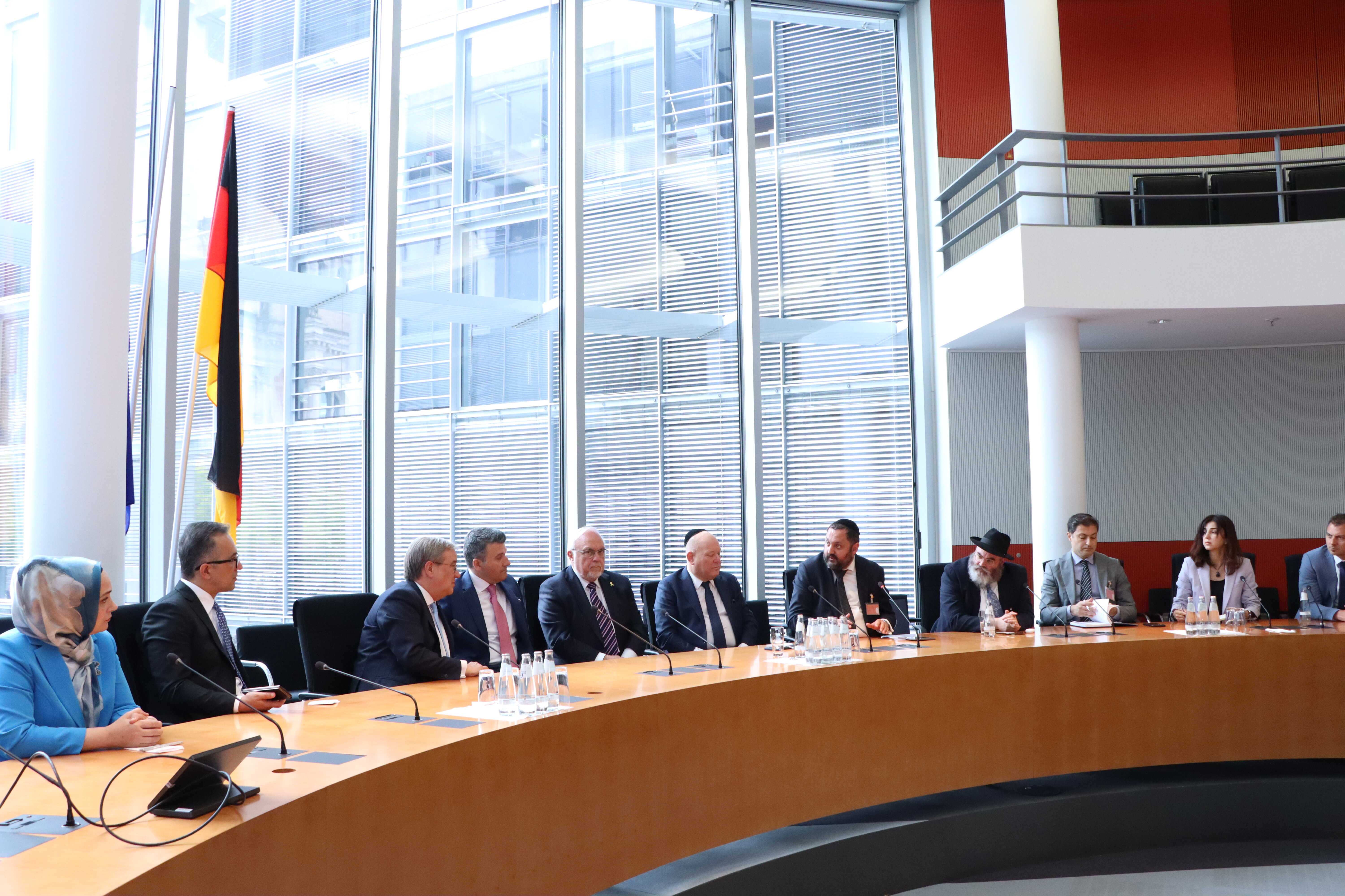 Dövlət Komitəsinin sədri Almaniya Bundestaqında görüş keçirib - Image 2