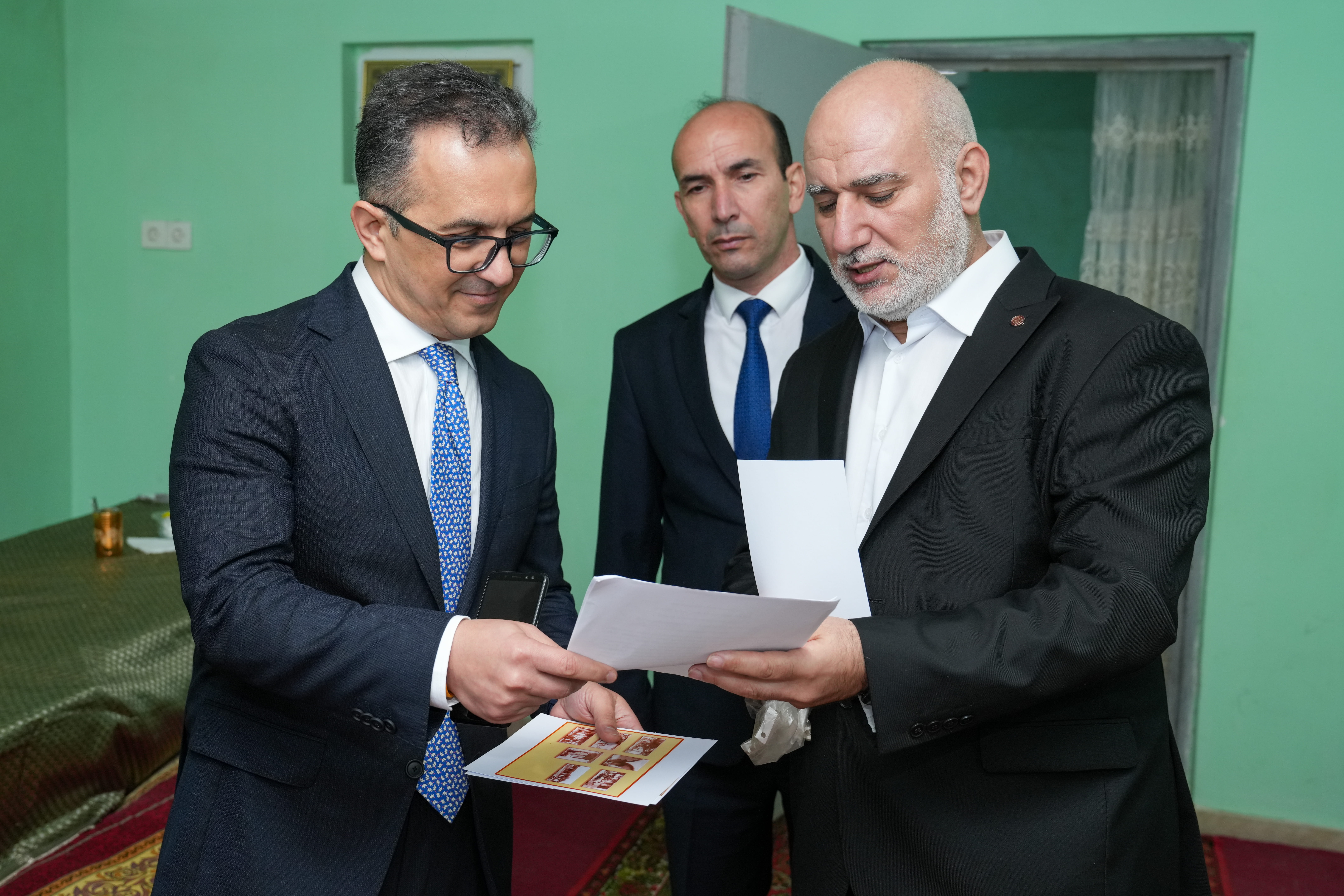 Dövlət Komitəsinin sədri Bakıda fəaliyyət göstərən ziyarətgahlarda olub - Image 2