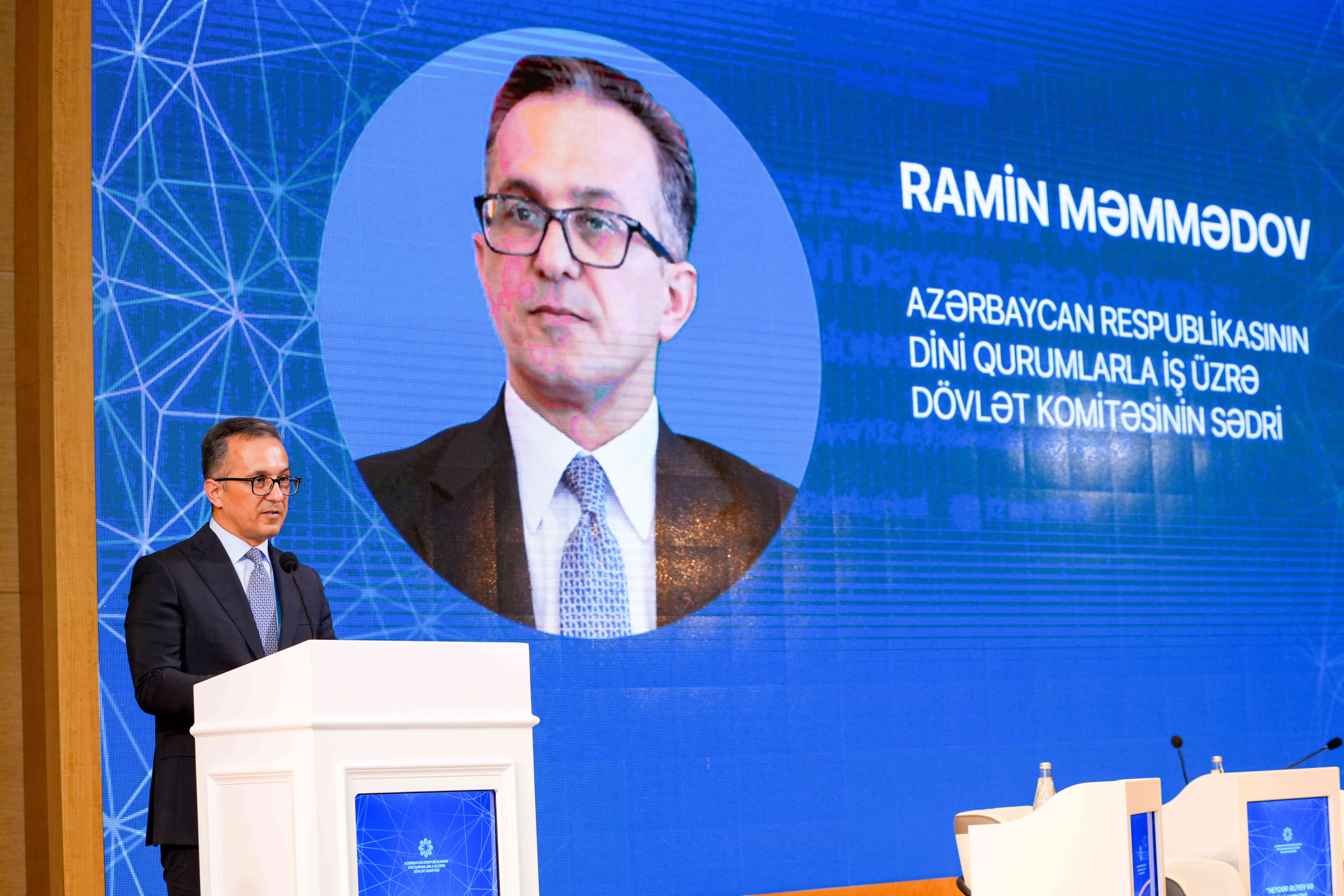 Qəbələdə “Heydər Əliyev və milli-mənəvi dəyərlərə qayıdış” mövzusunda regional konfrans keçirilir - Image 7