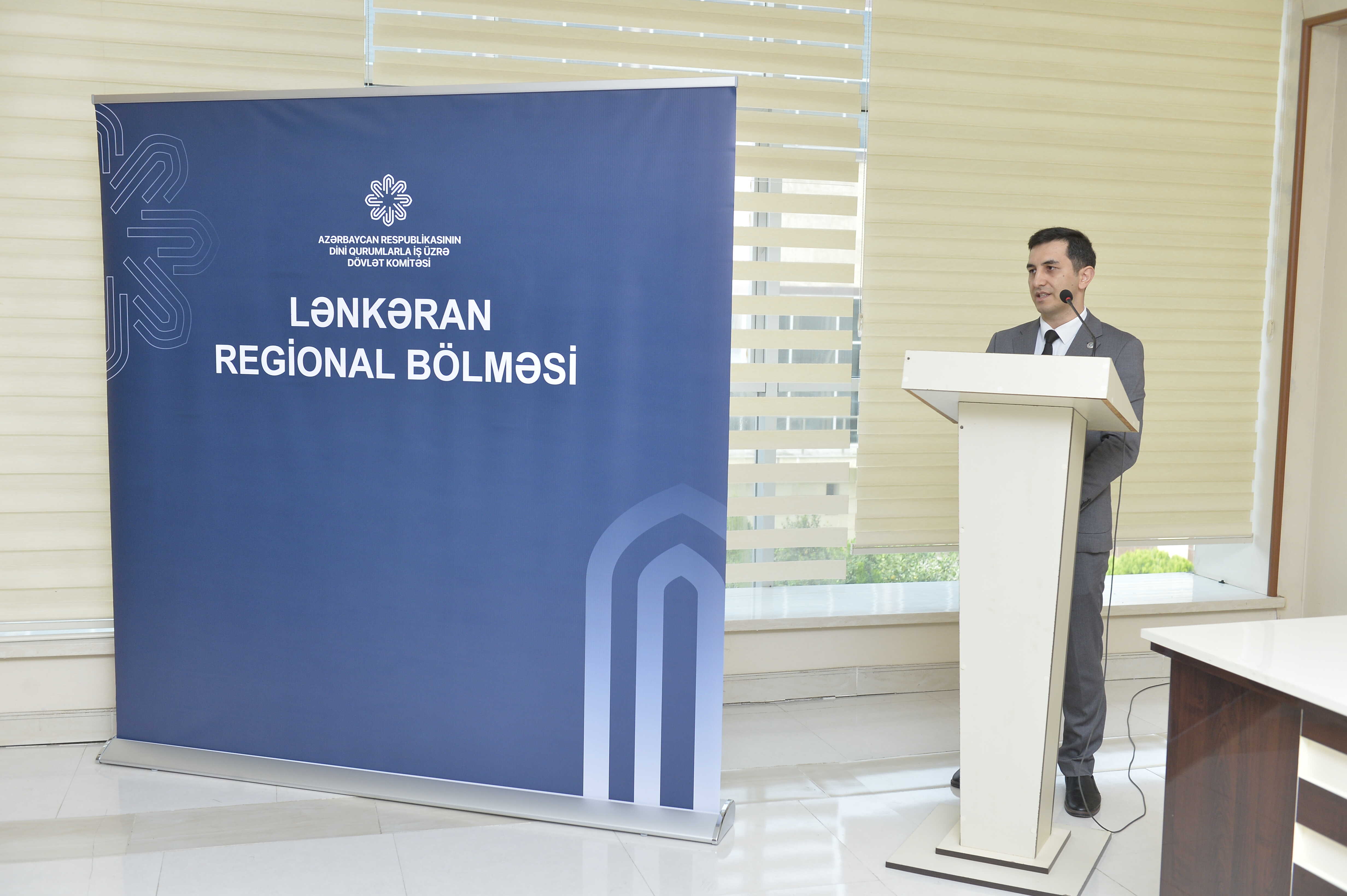 Lənkəranda “Zəfər Günü: Milli-dini həmrəyliyin təntənəsi” mövzusunda konfrans keçirilib - Image 8