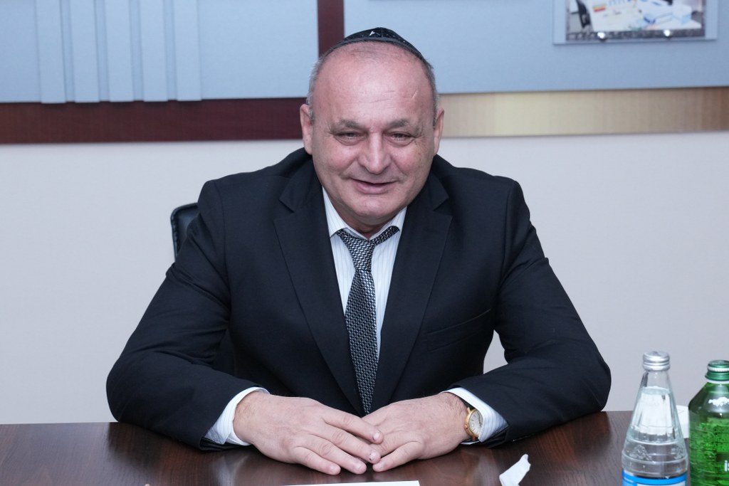 Dövlət Komitəsinin sədri Göygöldə vətəndaşları qəbul edib - Image 13
