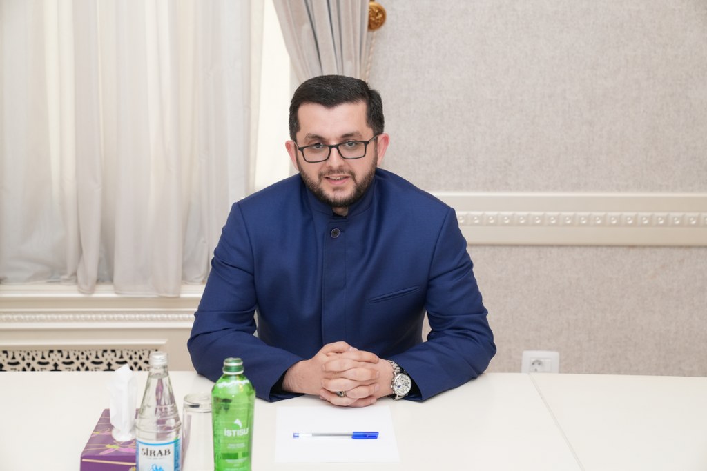 Dövlət Komitəsinin sədri Abşeronda vətəndaşları qəbul edib - Image 15