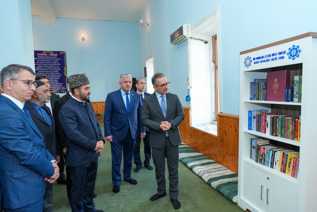 Komitə sədri Ağdam rayonunda din xadimləri ilə görüşüb - Image 3