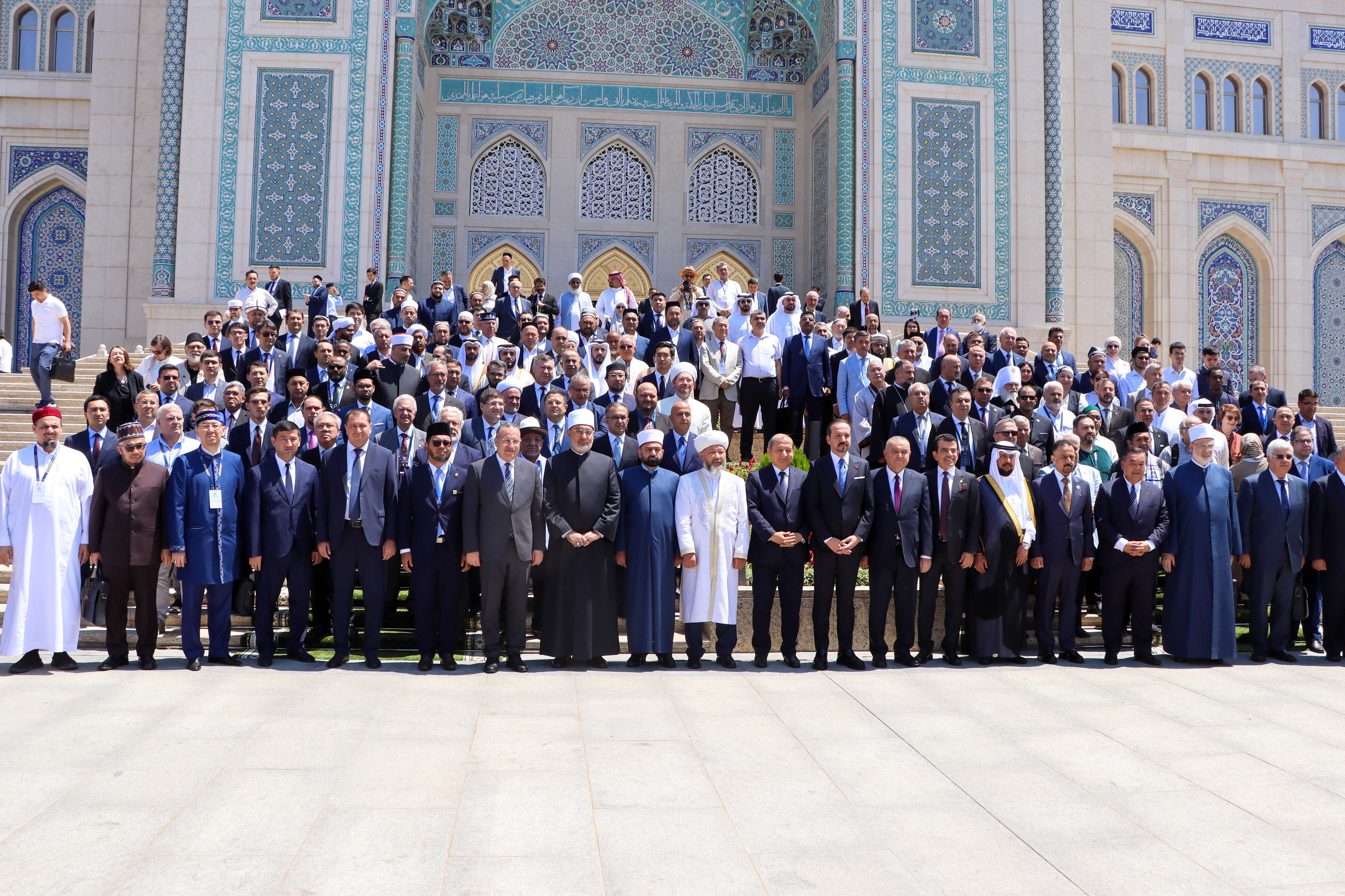 Dövlət Komitəsinin sədri I Beynəlxalq İslam Sivilizasiyası Forumunun açılış mərasimində iştirak edib - Image 5