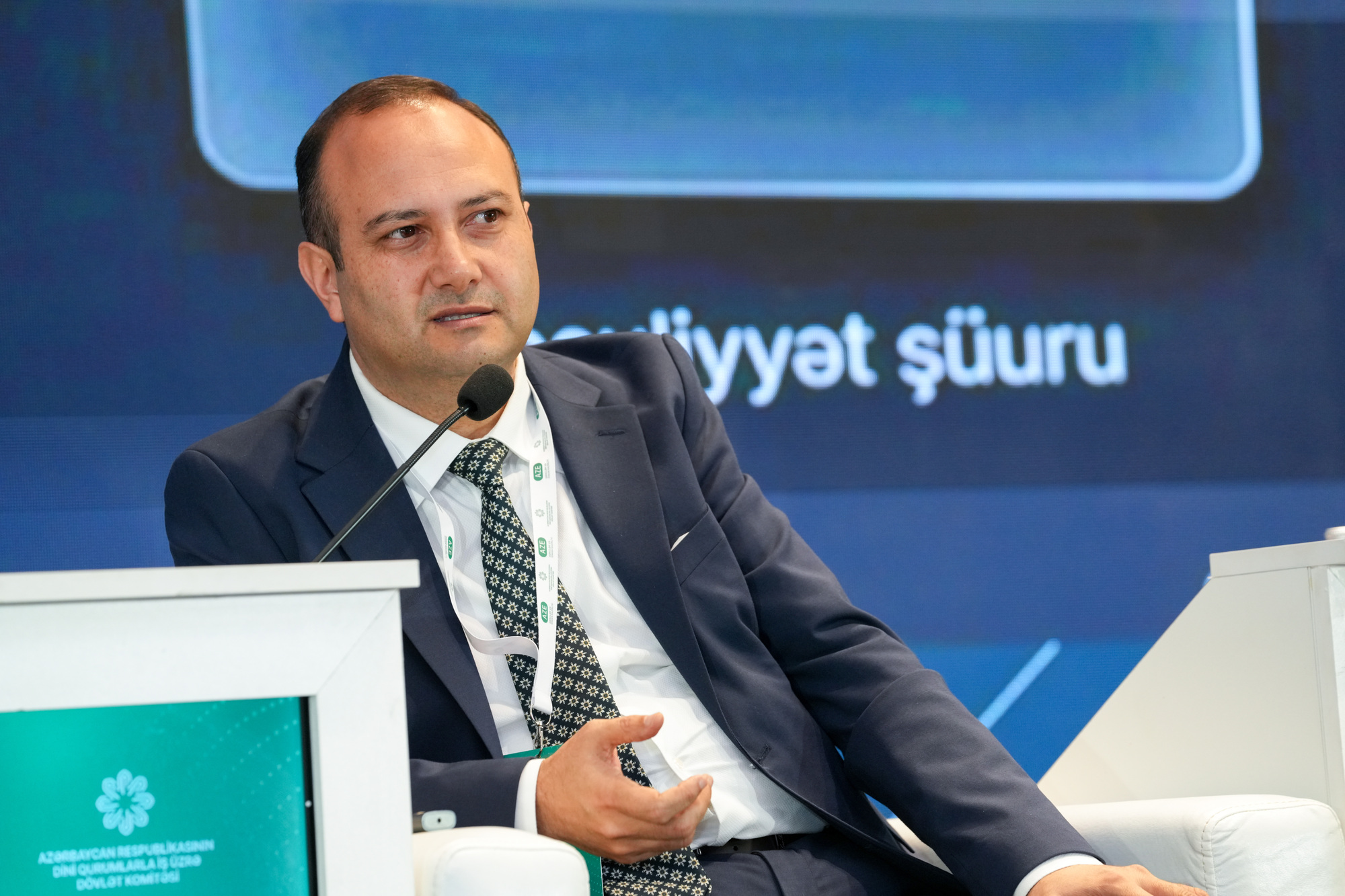 “Gənc nəslin milli-mənəvi dəyərlər ruhunda tərbiyəsi” mövzusunda konfrans işini panel sessiyalarla davam etdirir - Image 8
