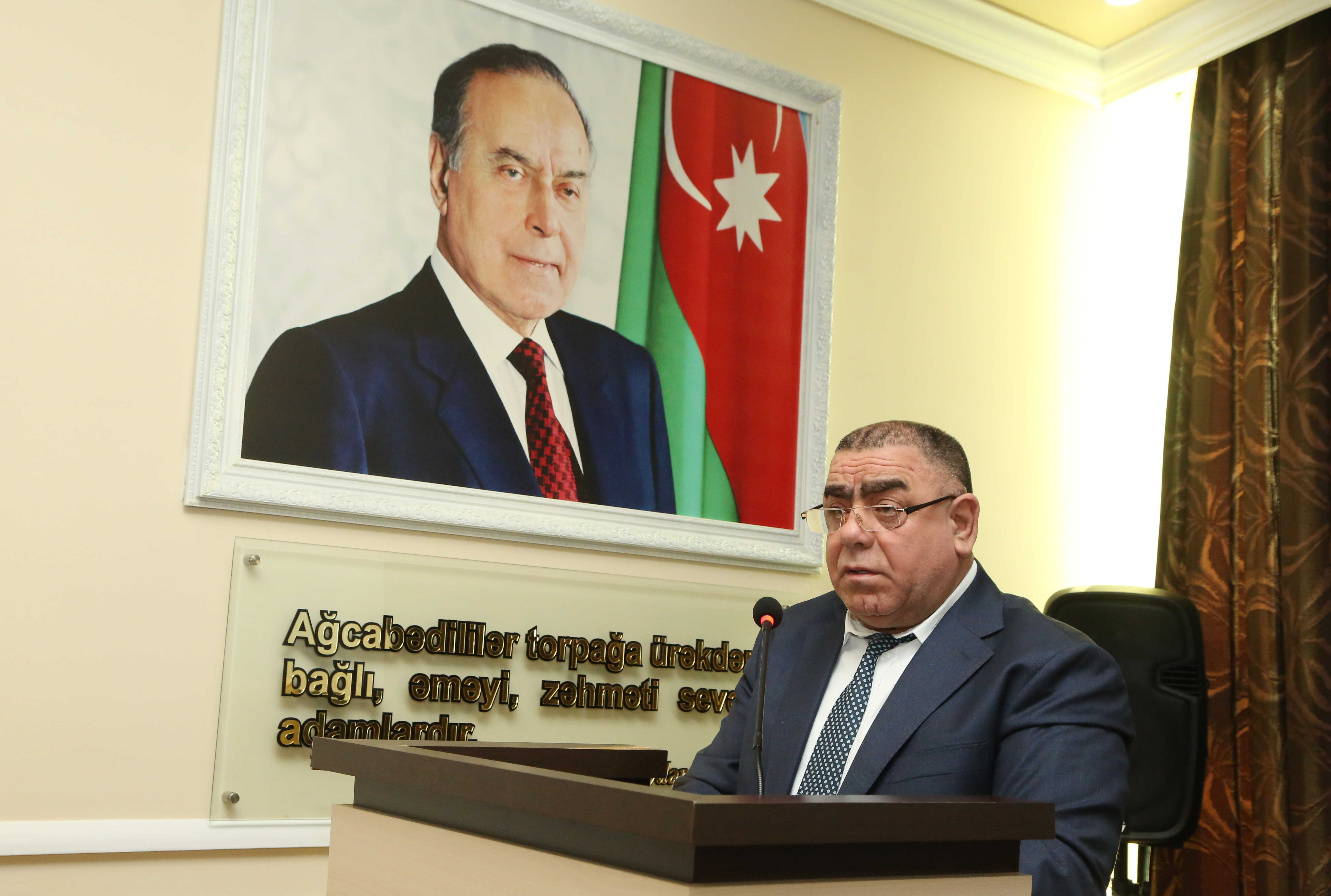 Ağcabədi rayonunda “Vətən müharibəsindəki qələbəmizdə milli-mənəvi dəyərlərimizin rolu” mövzusunda konfrans keçirilib - Image 5