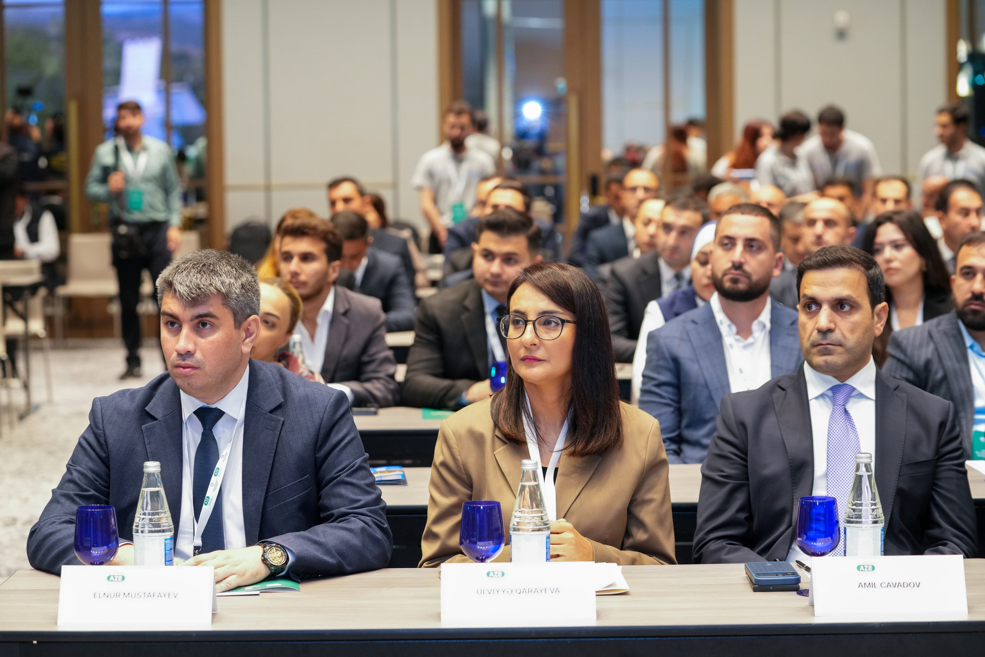 Bakıda “Gənc nəslin milli-mənəvi dəyərlər ruhunda tərbiyəsi” mövzusunda konfrans keçirilir - Image 10