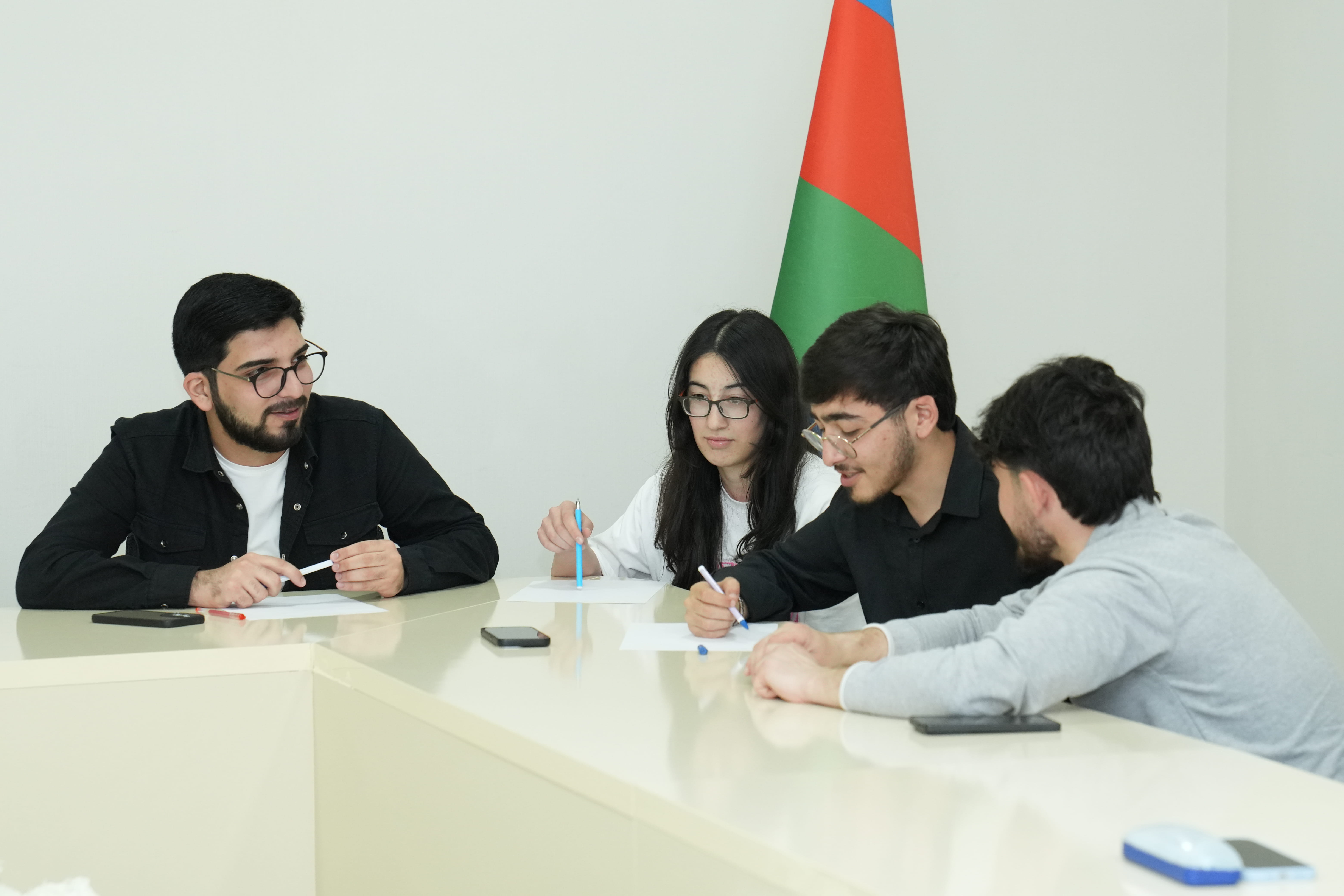 “AMİN” könüllüləri üçün “Effektiv kommunikasiya” mövzusunda təlim keçirilib - Image 1