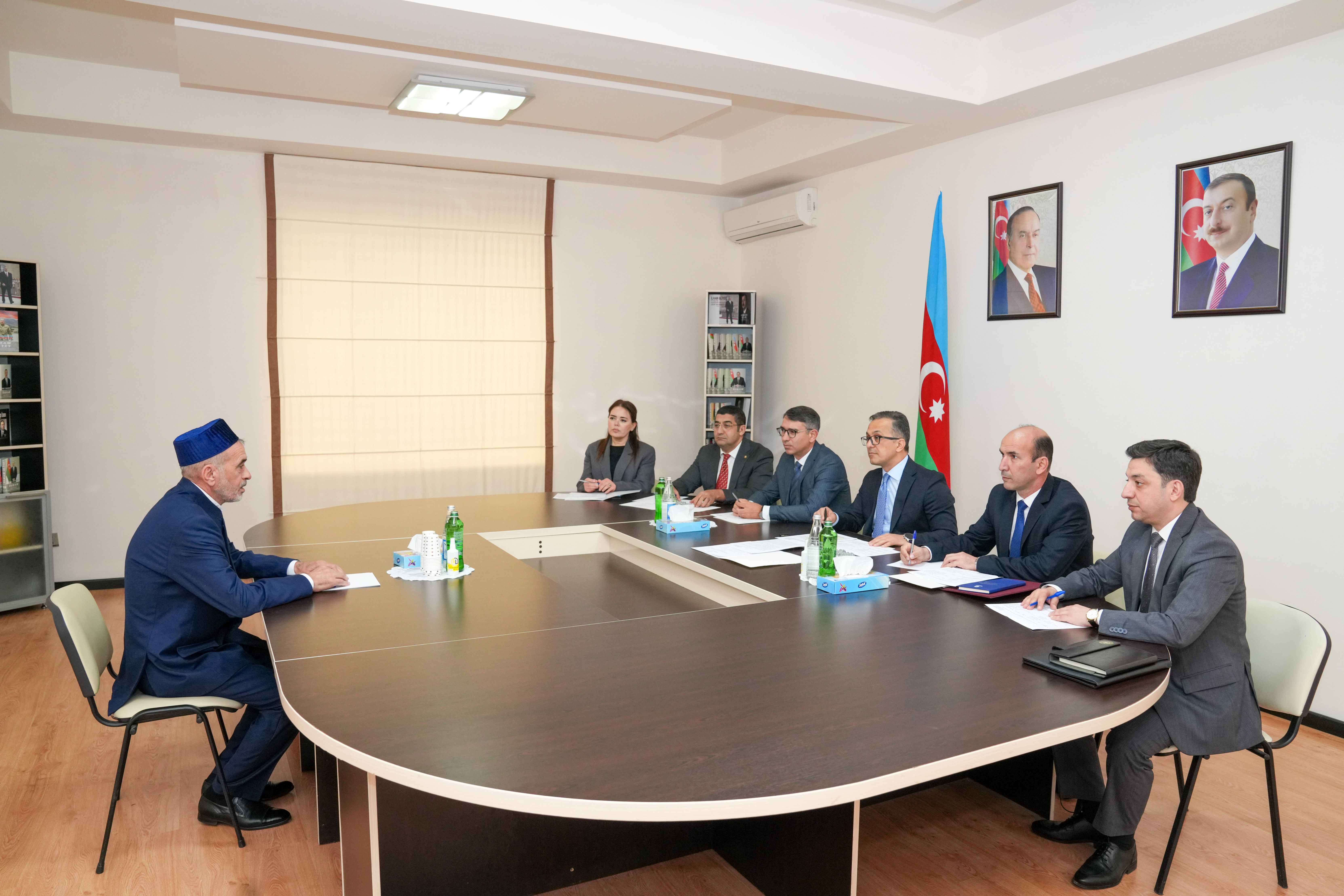 Dövlət Komitəsinin sədri Zərdab rayonunda vətəndaşların müraciətlərini dinləyib