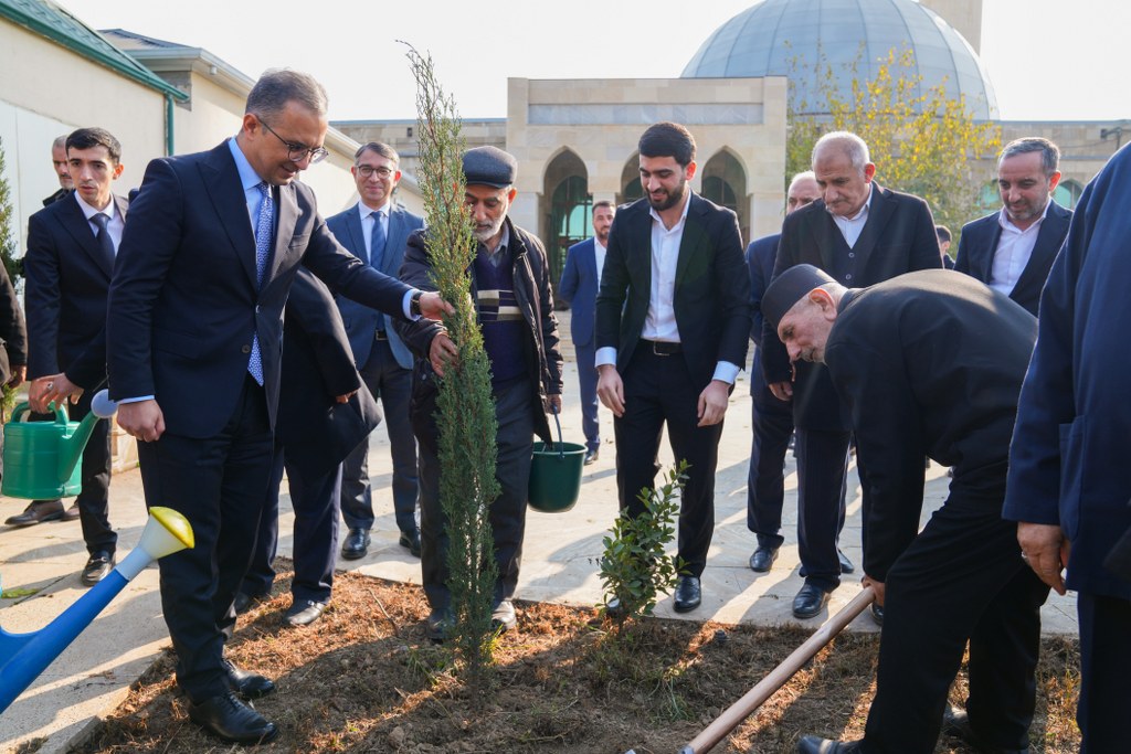 “Yaşıl gələcək naminə” aksiyası davam etdirilir