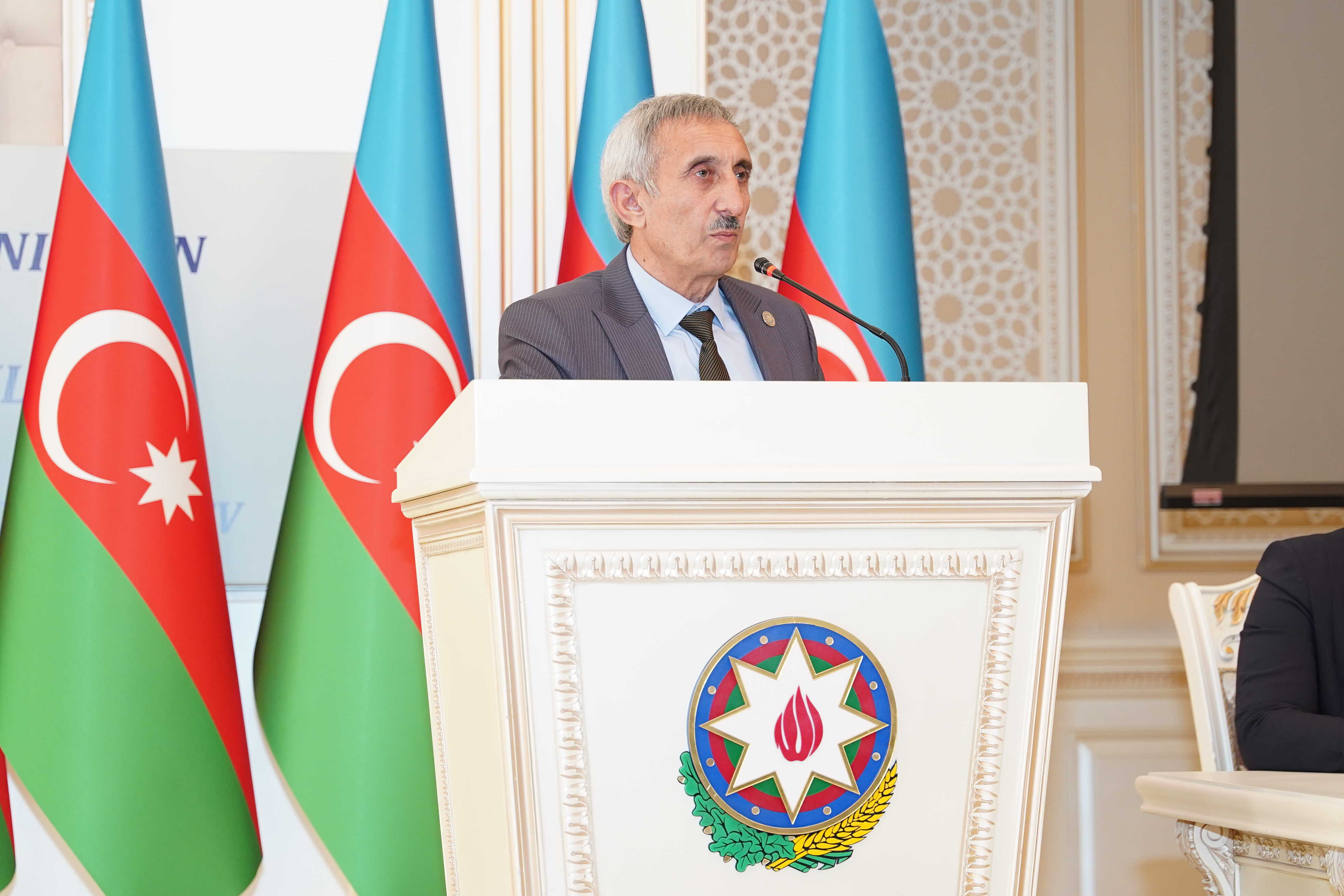 Abşeron rayonunda “Azərbaycançılıq: milli ideologiyamızın zirvəsi” mövzusunda konfrans keçirilib - Image 13