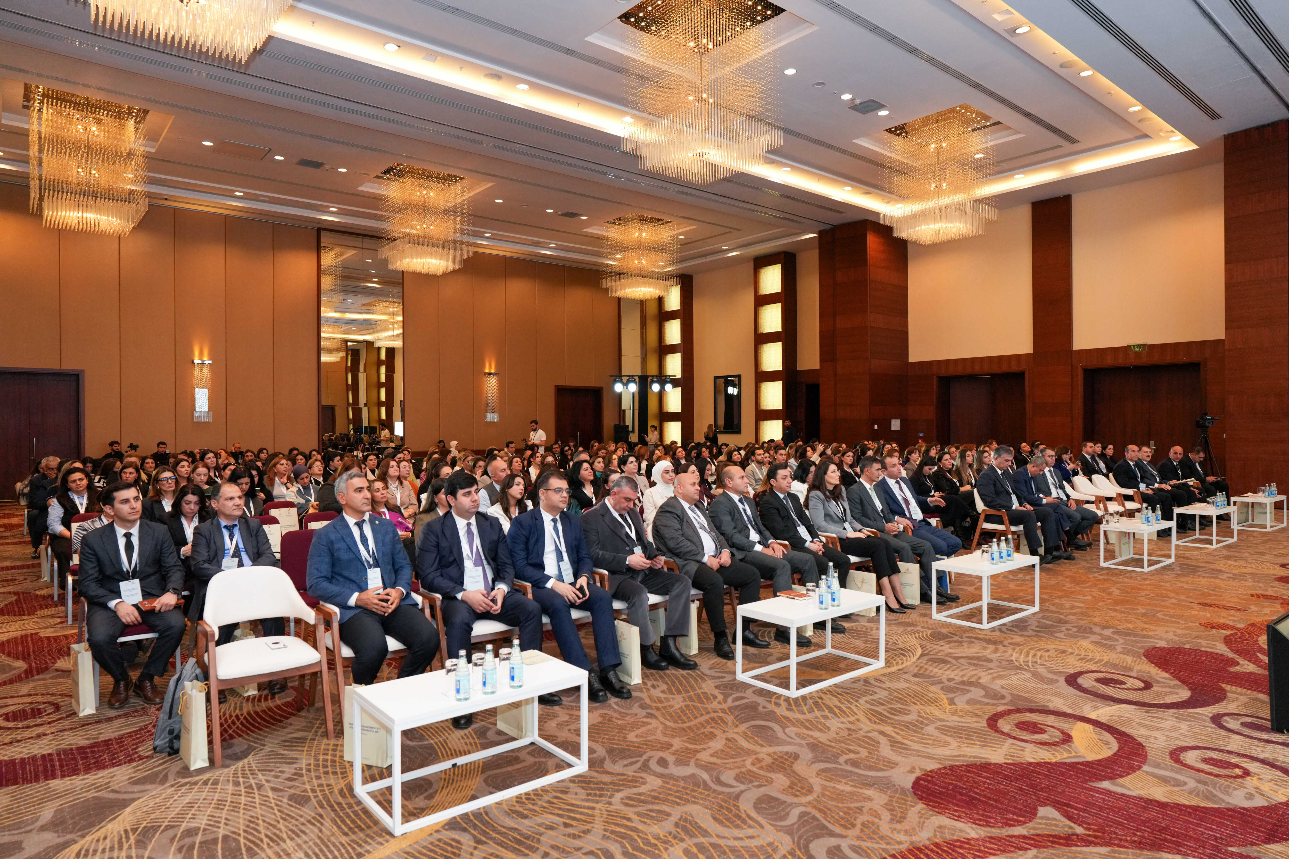 "Dini düşüncə mədəniyyəti: pedaqoji perspektivlər" mövzusunda konfrans başa çatıb - Image 10
