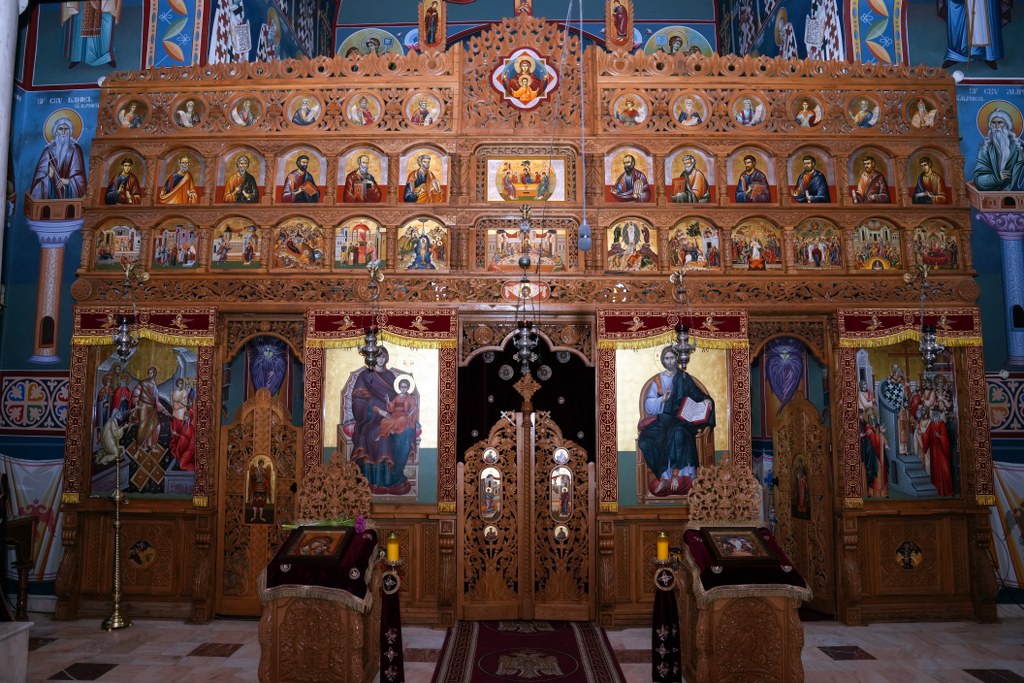 Dövlət Komitəsinin nümayəndə heyəti Rumıniyada kilsə və monastırları ziyarət edib - Image 9