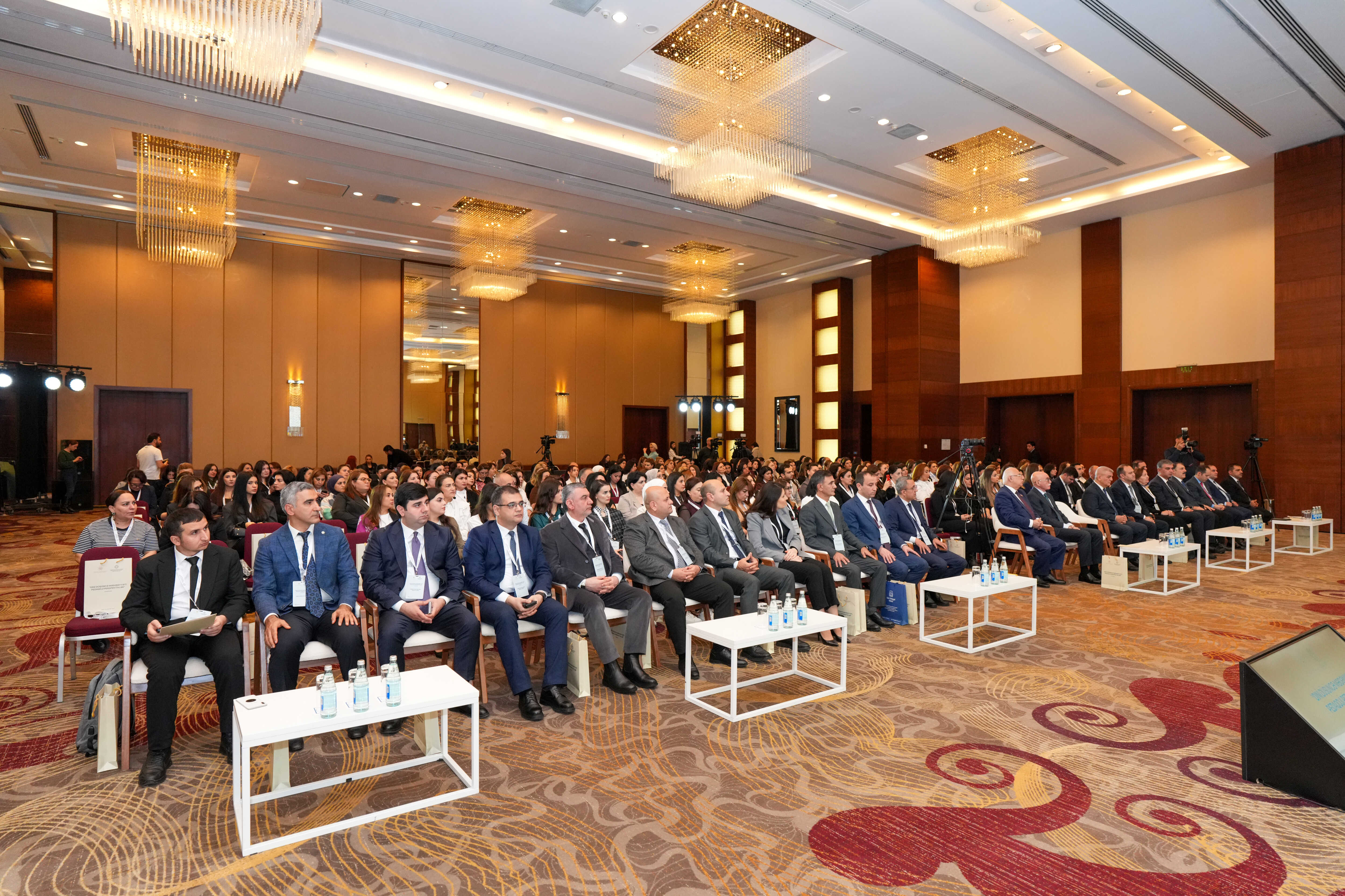 “Dini düşüncə mədəniyyəti: pedaqoji perspektivlər” mövzusunda konfrans keçirilir - Image 10