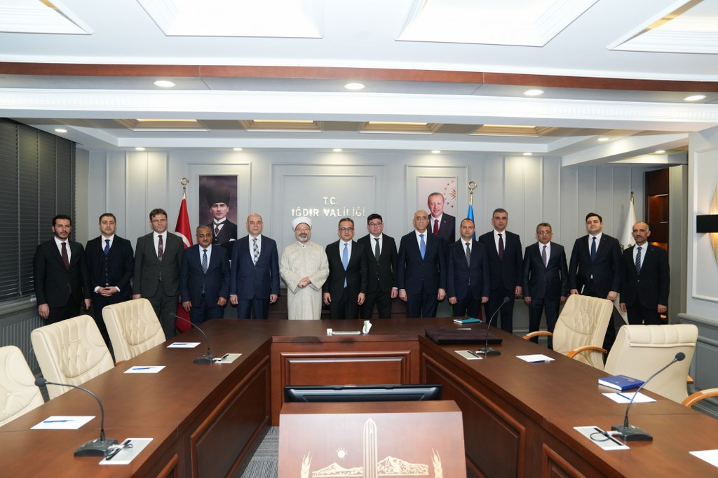 Komitə sədri ilə Türkiyənin Diyanət İşləri İdarəsinin sədri arasında görüş keçirilib - Image 1