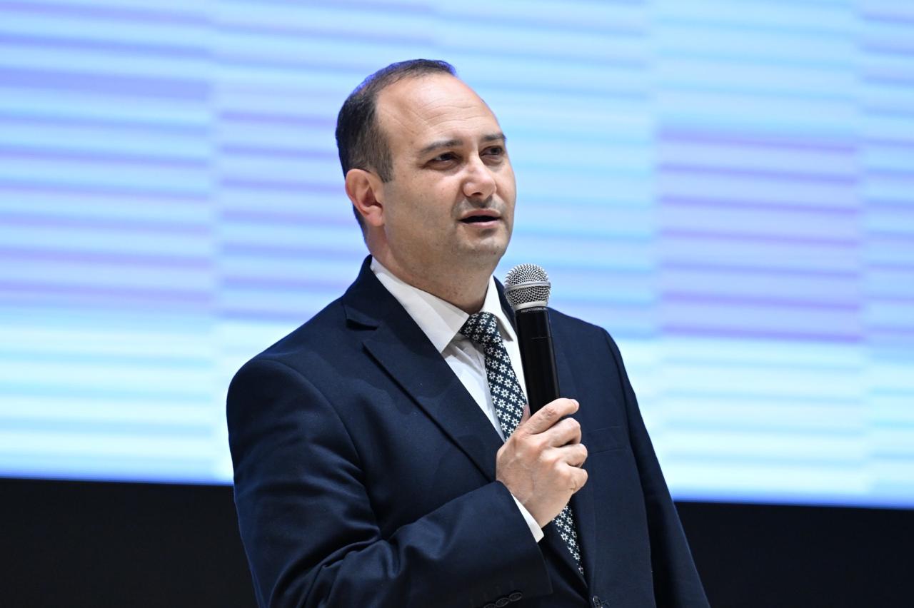 “Dini maarifləndirmə və gənclərlə iş” mövzusunda təlim proqramının açılış mərasimi keçirilib - Image 11