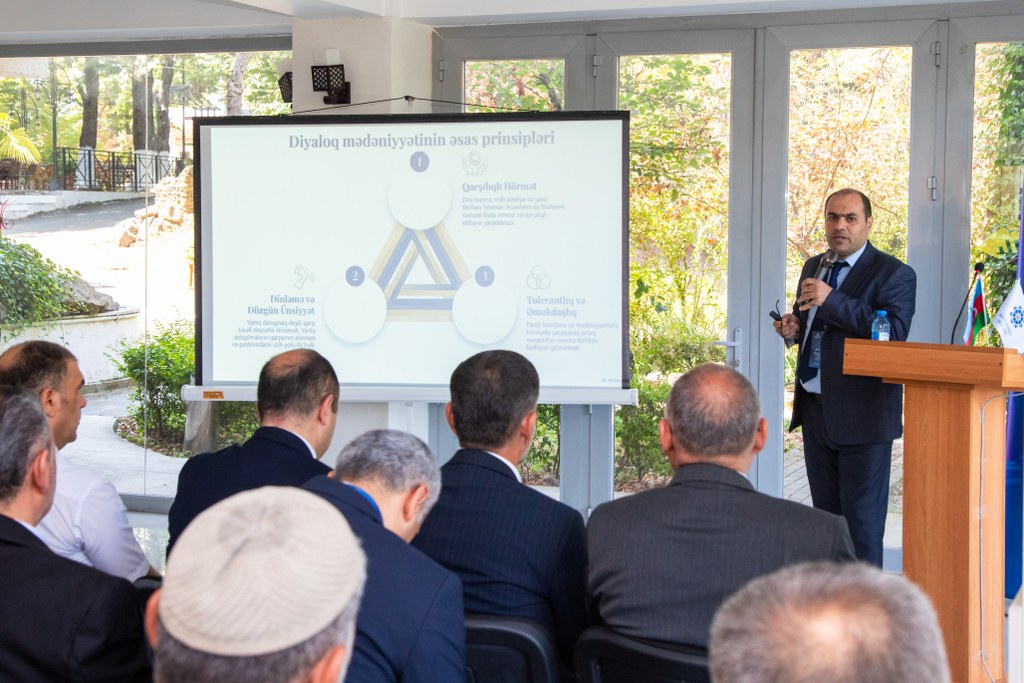 Lənkəranda “Peşəkar dini fəaliyyət: müasir çağırışlar kontekstində” mövzusunda seminar-treninq keçirilib - Image 8