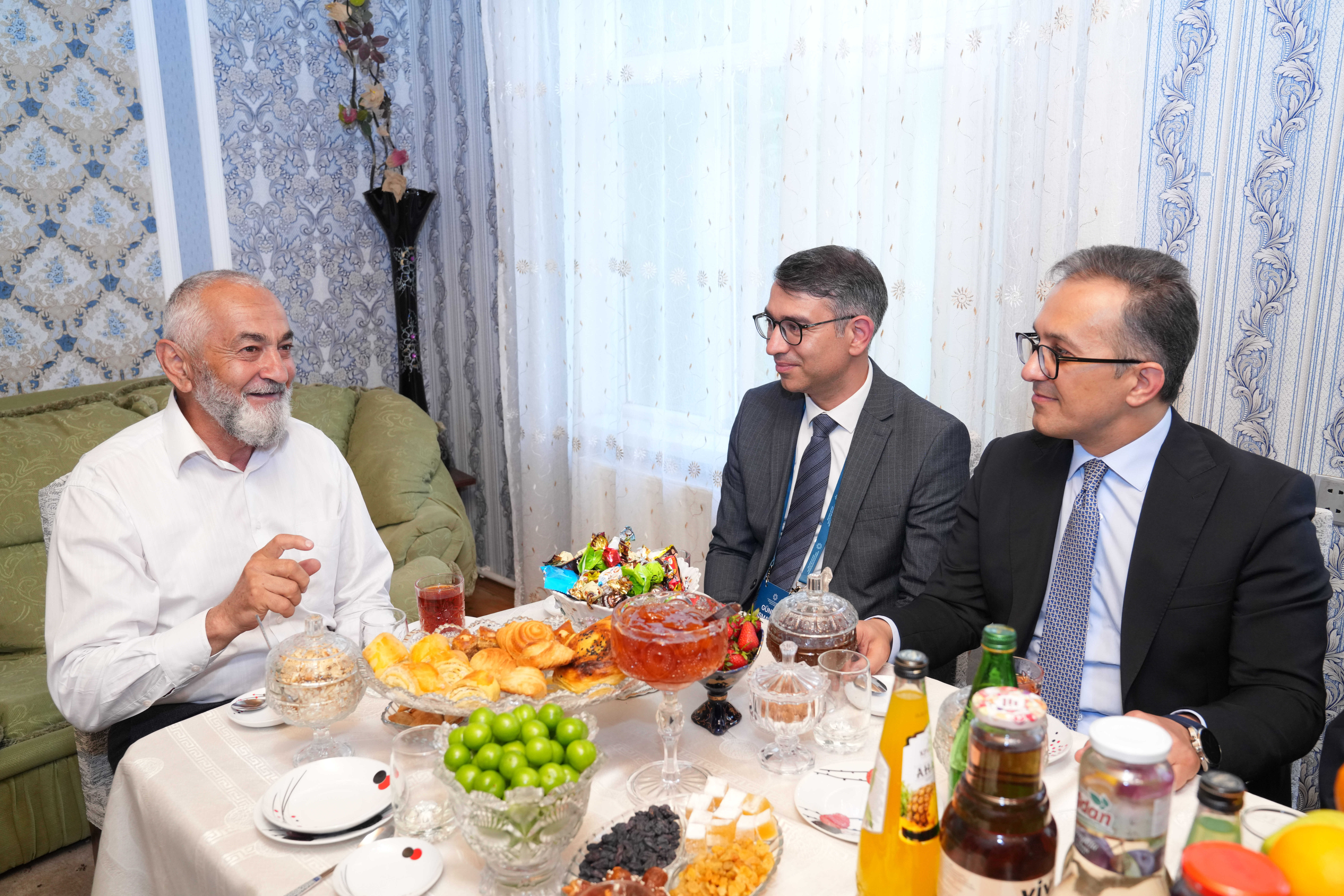 Dövlət Komitəsinin sədri Qəbələdə tələbənin evini ziyarət edib - Image 4