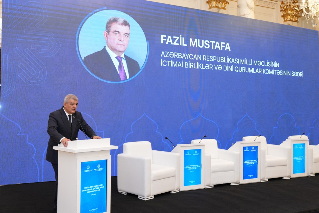 Bakıda “Tarixi-dini abidələrin qorunması: çağırışlar və perspektivlər” mövzusunda konfrans keçirilir - Image 11