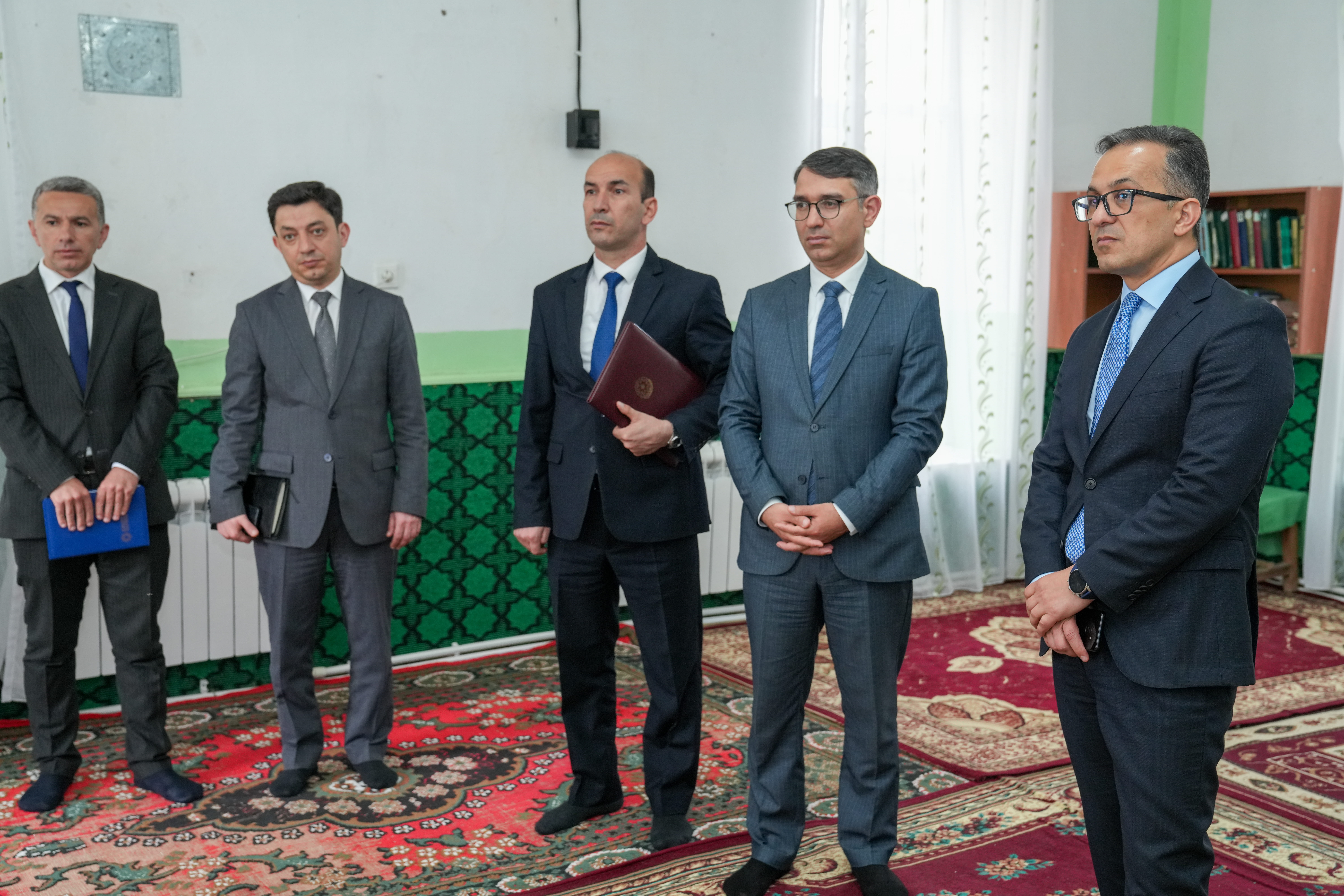 Dövlət Komitəsinin sədri Zərdab rayonunda yerləşən məscidlərin fəaliyyəti ilə tanış olub - Image 6