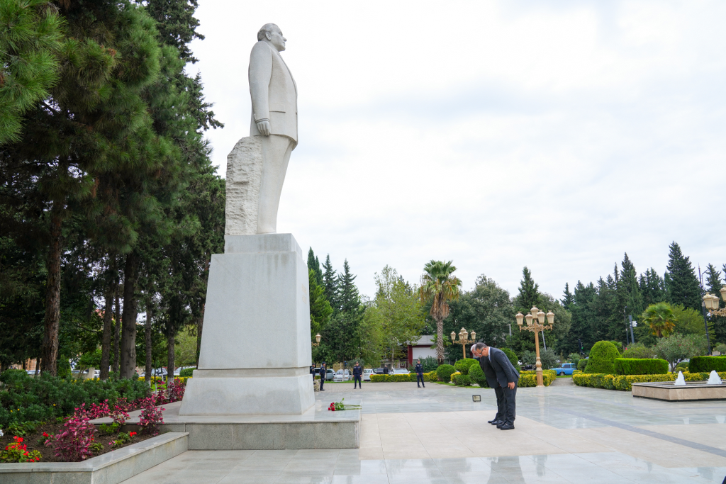Dövlət Komitəsinin sədri Cəlilabadda vətəndaşları qəbul edib - Image 1
