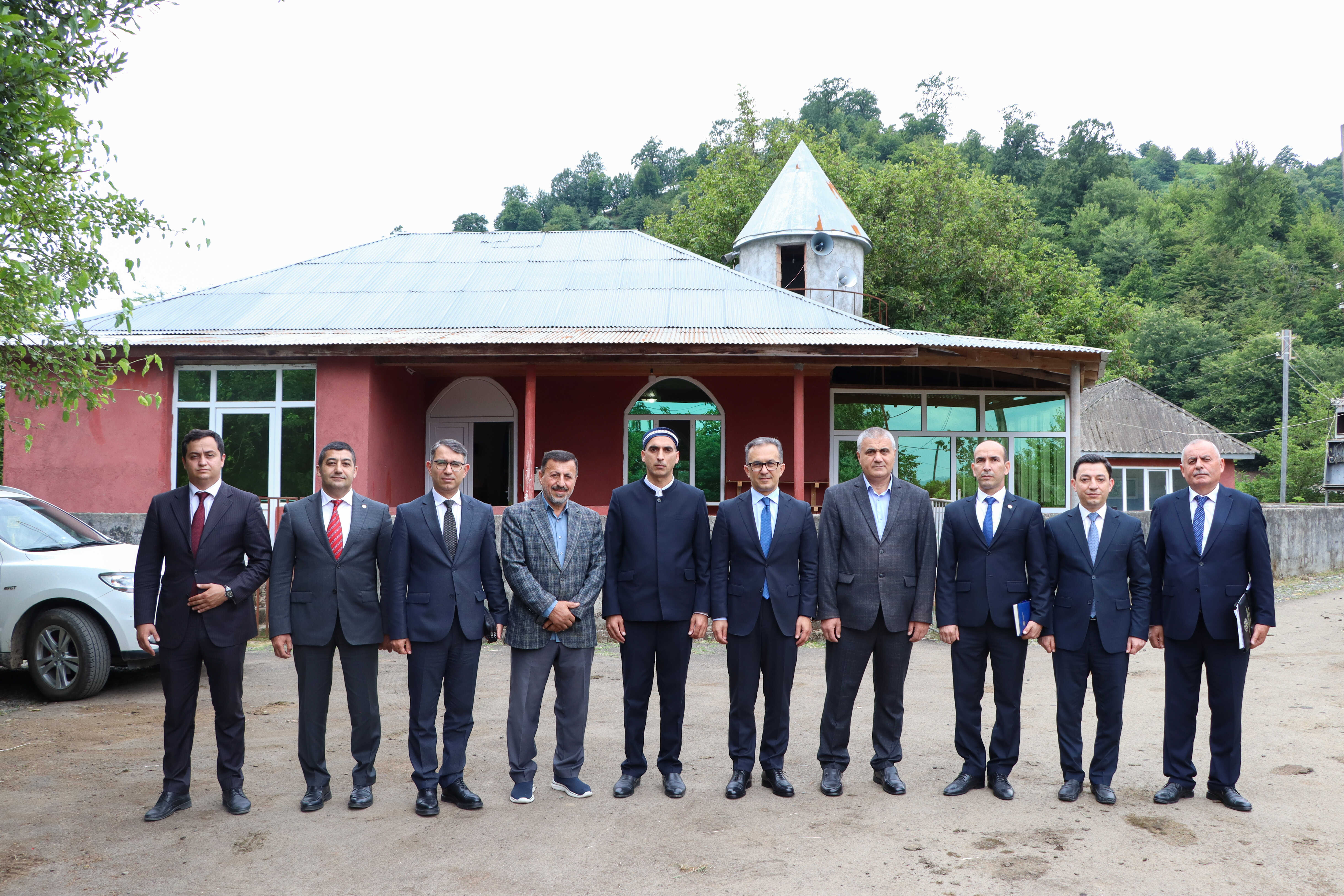Komitə sədri Astarada yerləşən dini ibadətgahların fəaliyyəti ilə tanış olub - Image 6