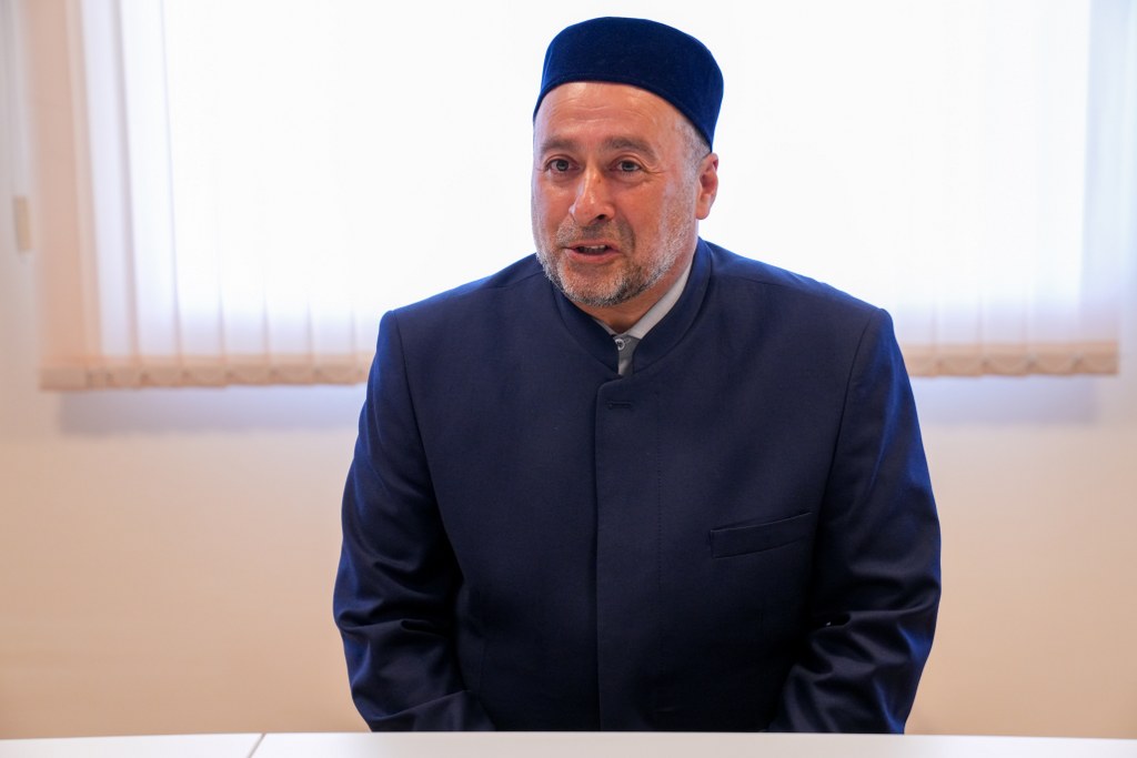 Dövlət Komitəsinin sədri Lerikdə vətəndaşları qəbul edib - Image 11