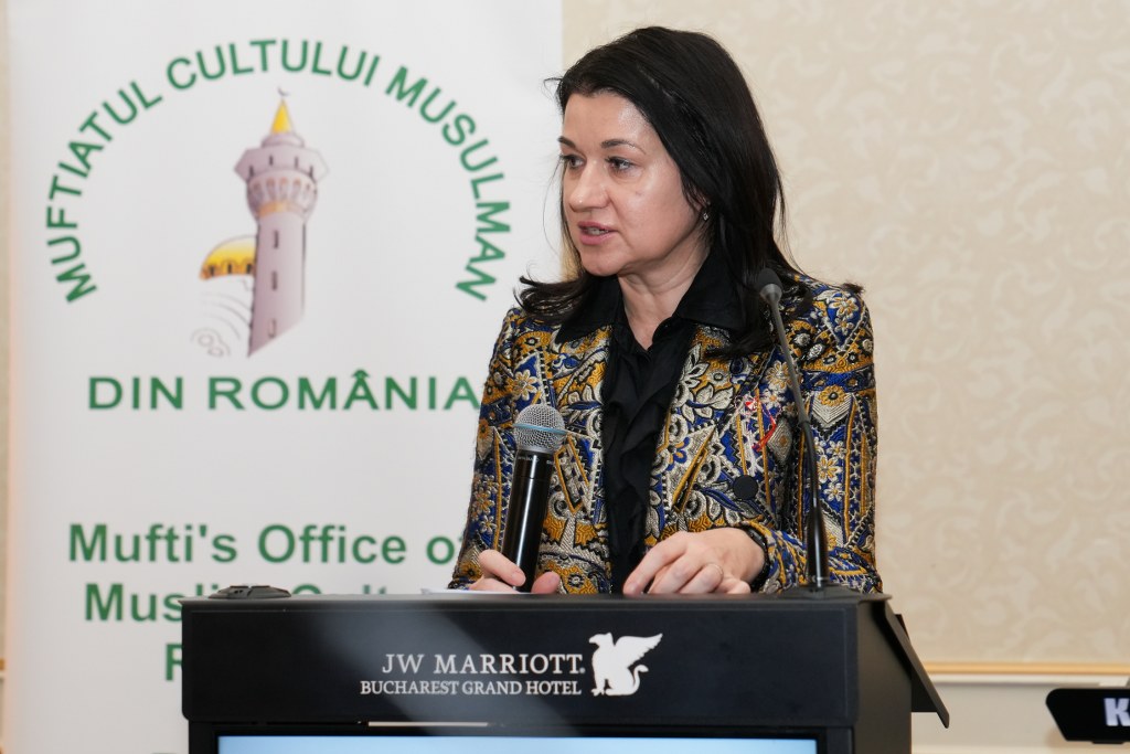 Dövlət Komitəsinin nümayəndə heyəti Rumıniya Müsəlman Müftiliyinin təşkil etdiyi iftar mərasimində iştirak edib - Image 7