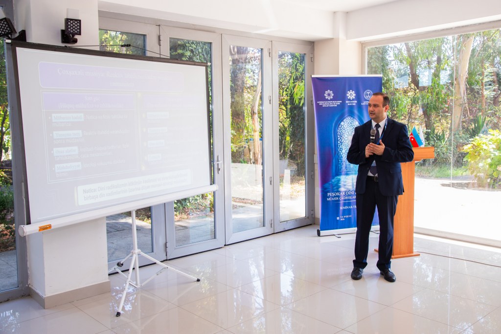 Lənkəranda “Peşəkar dini fəaliyyət: müasir çağırışlar kontekstində” mövzusunda seminar-treninq keçirilib - Image 4
