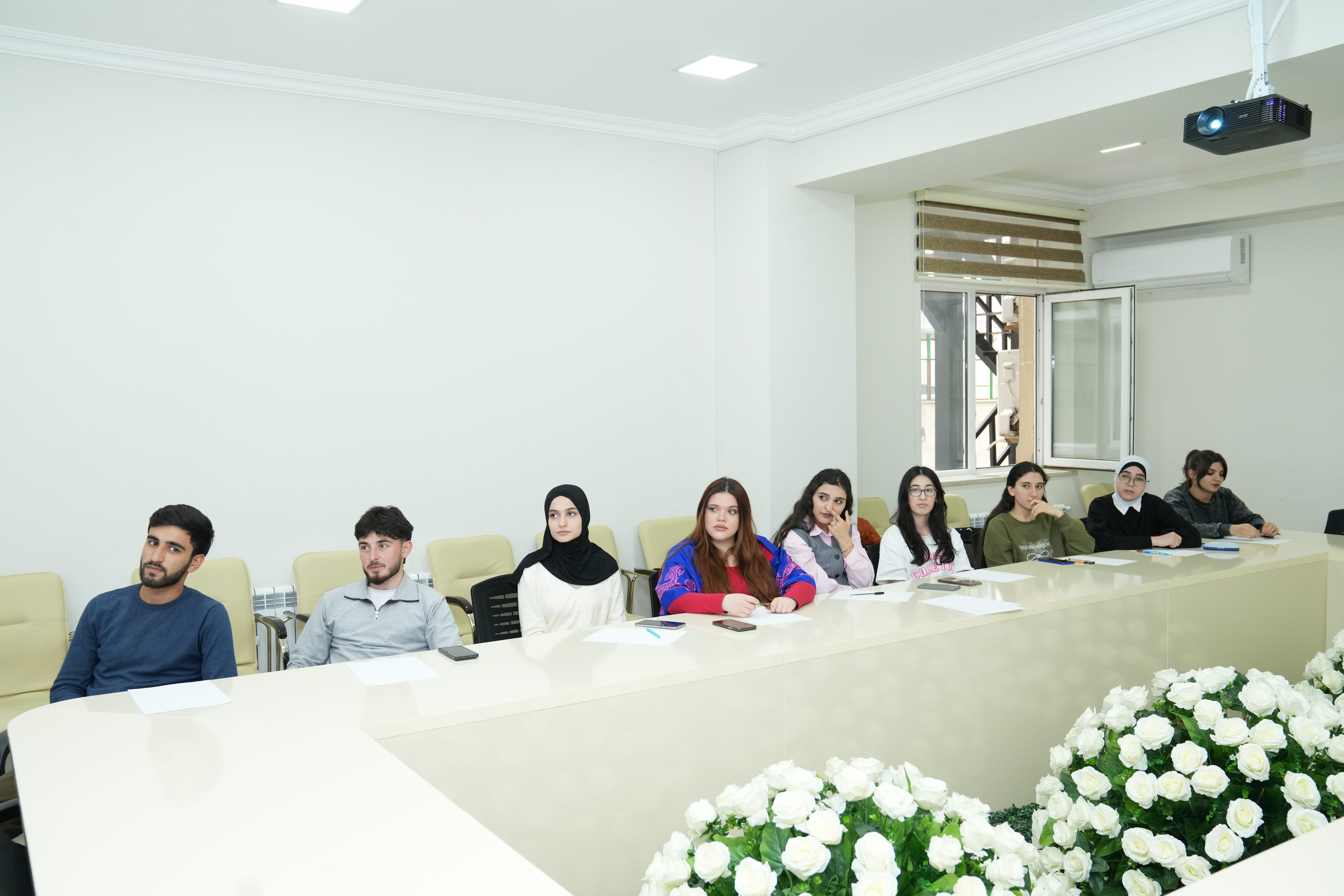 “AMİN” könüllüləri üçün “Effektiv kommunikasiya” mövzusunda təlim keçirilib - Image 6