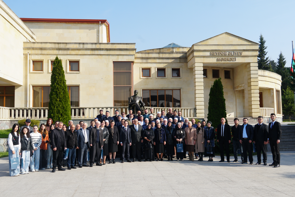 Zaqatalada “8 Noyabr Zəfər Günü – Müasir Azərbaycan Tarixinin Şanlı Səhifəsi” mövzusunda konfrans keçirilib - Image 13