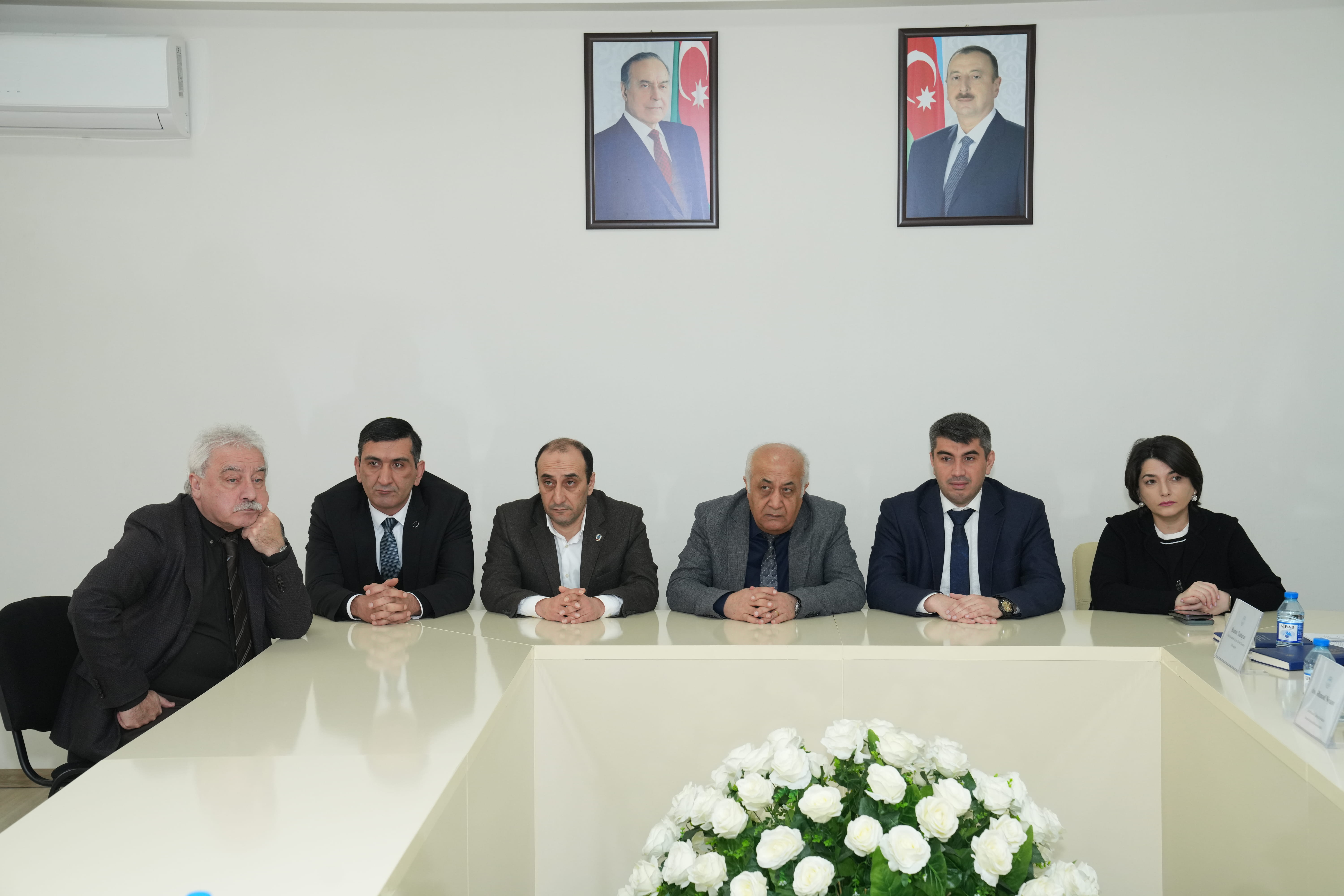 Dövlət Komitəsi yanında İctimai Şuranın üzvləri ibadət yerlərində vakant vəzifələrin tutulması üçün keçirilən müsahibə prosesini izləyiblər - Image 1