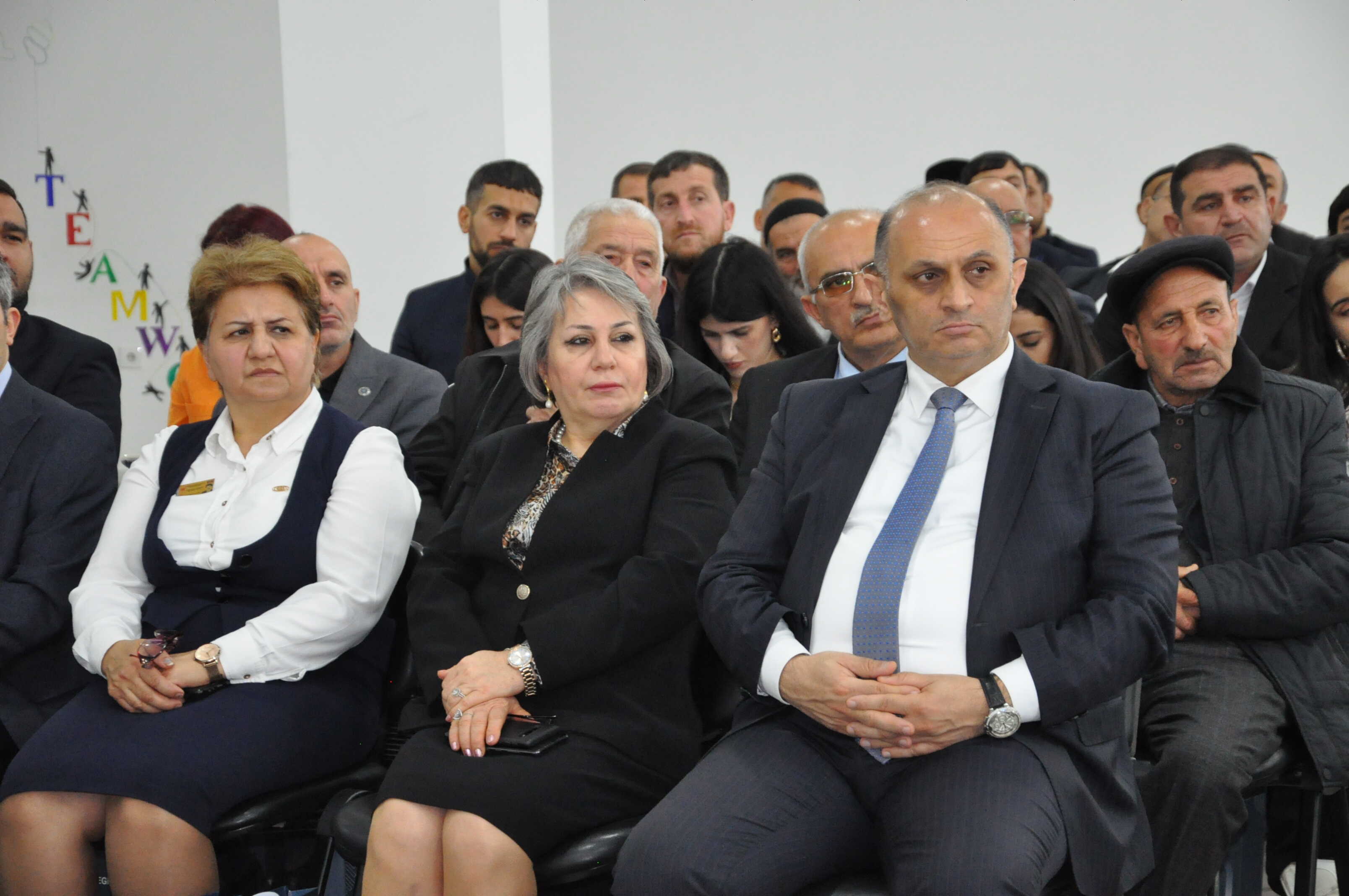 Sabirabadda “Vətən müharibəsindəki qələbəmizdə xalqımızın milli-mənəvi dəyərlərinin rolu” mövzusunda konfrans keçirilib - Image 9