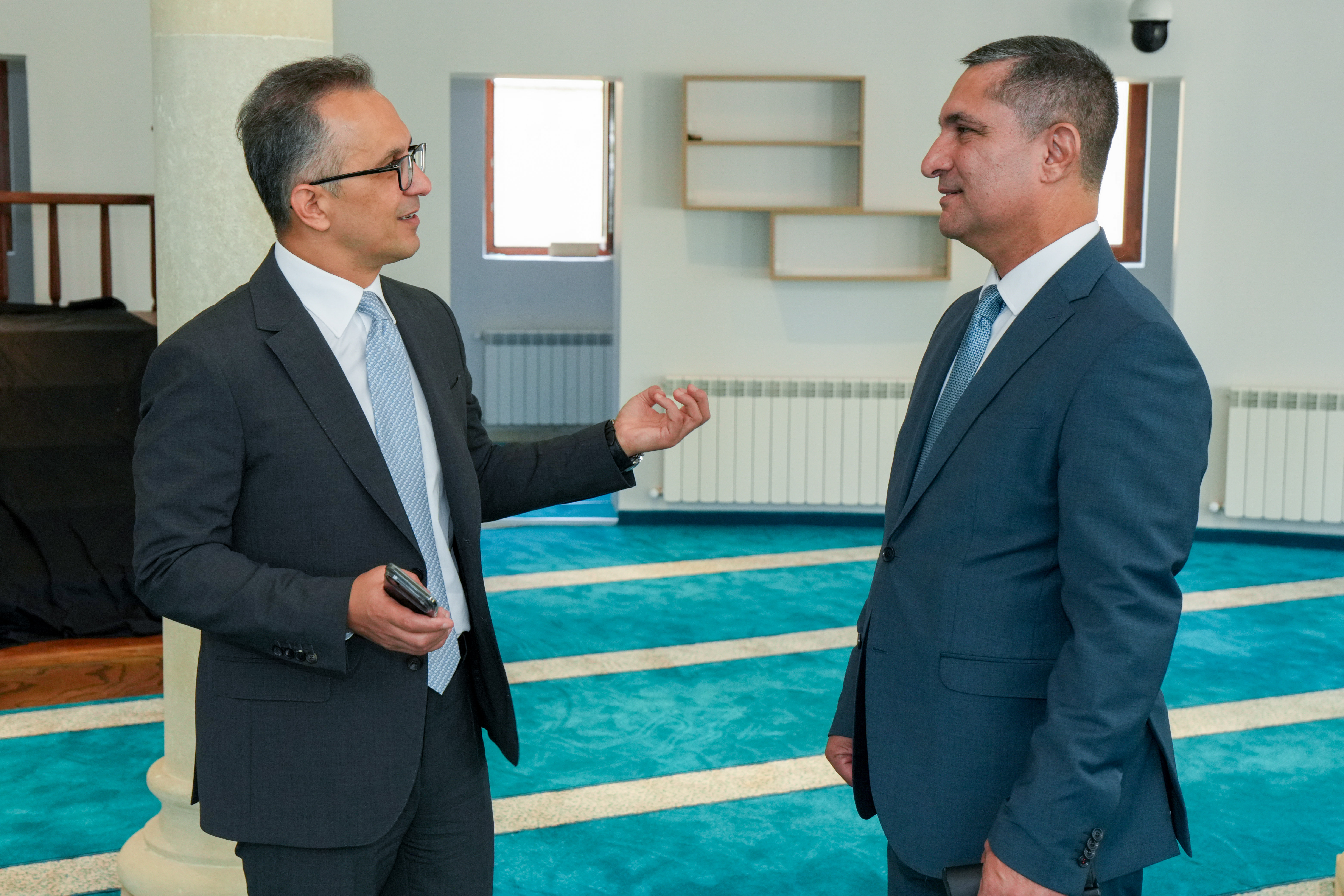 Komitə sədri Xəzər rayonundakı "Pir Həsən" ziyarətgahını və Buzovna “Cümə” məscidini ziyarət edib - Image 5