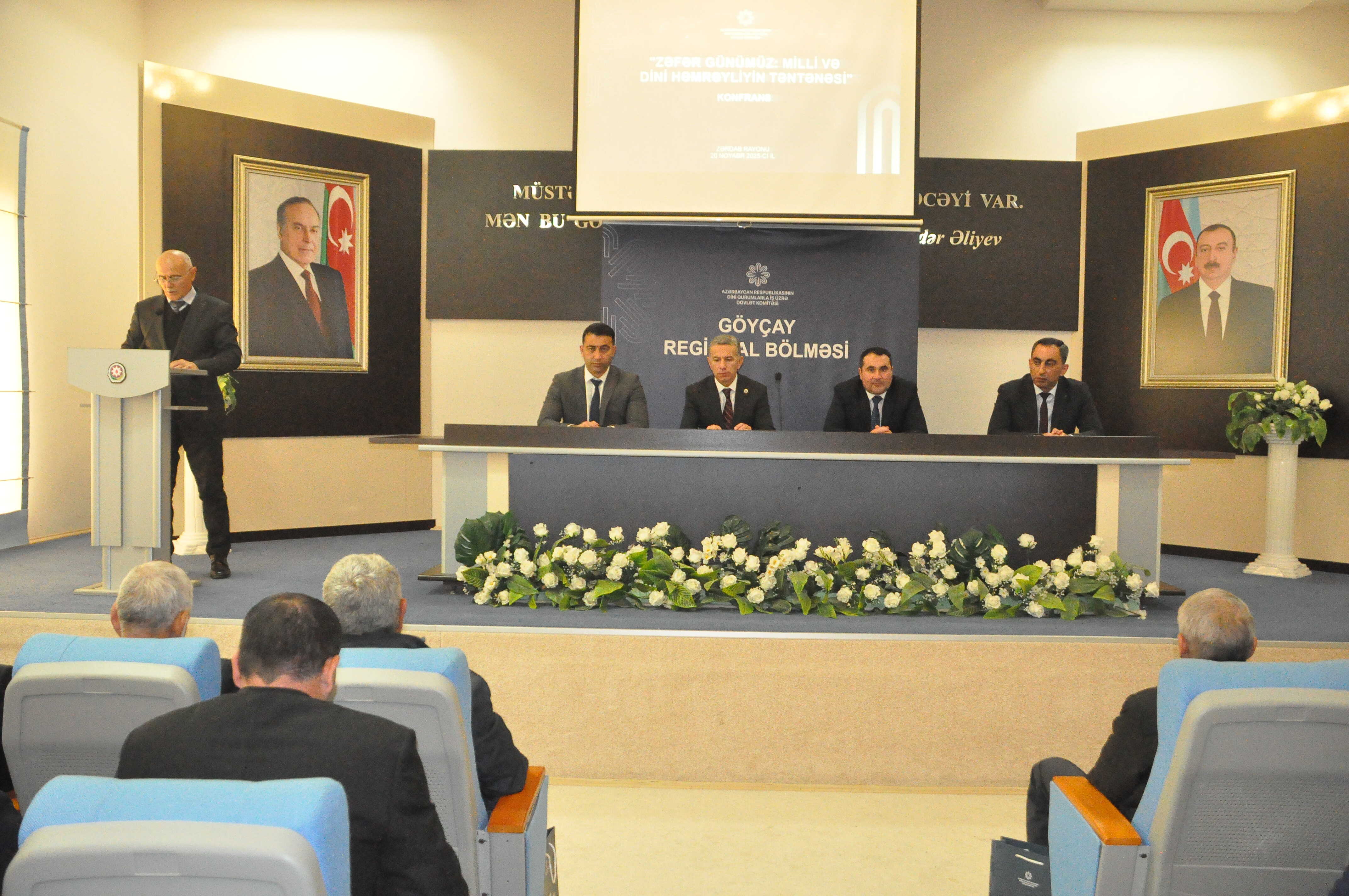 Zərdabda “Zəfər Günümüz: milli və dini həmrəyliyin təntənəsi” mövzusunda konfrans keçirilib - Image 6