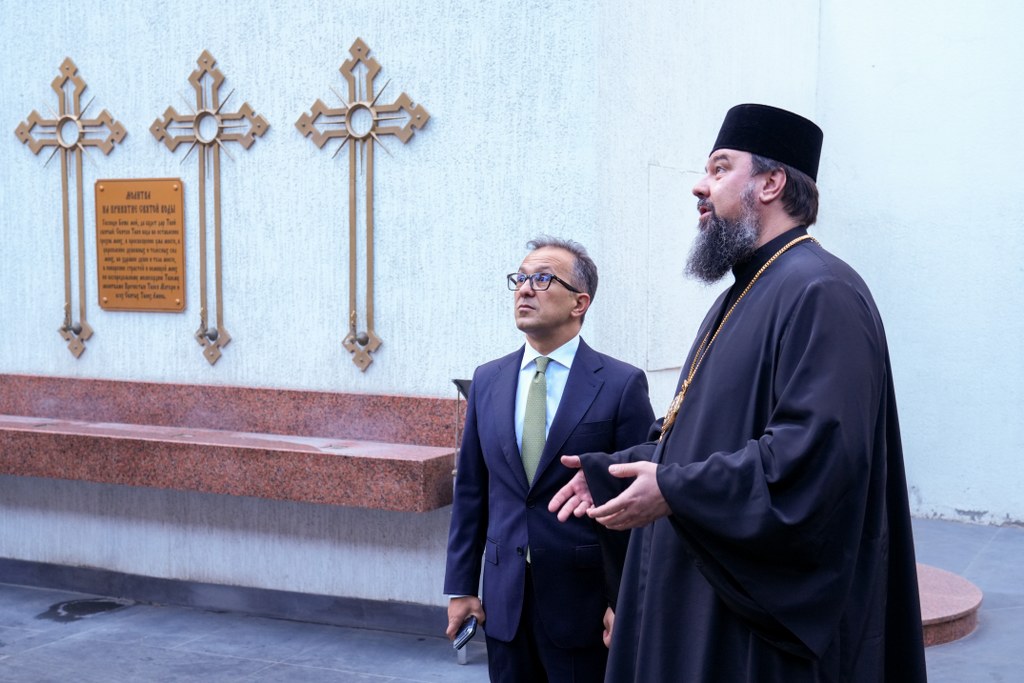 Dövlət Komitəsinin sədri Bakı şəhəri Ali Mələk Mikayıl kilsəsini ziyarət edib - Image 4