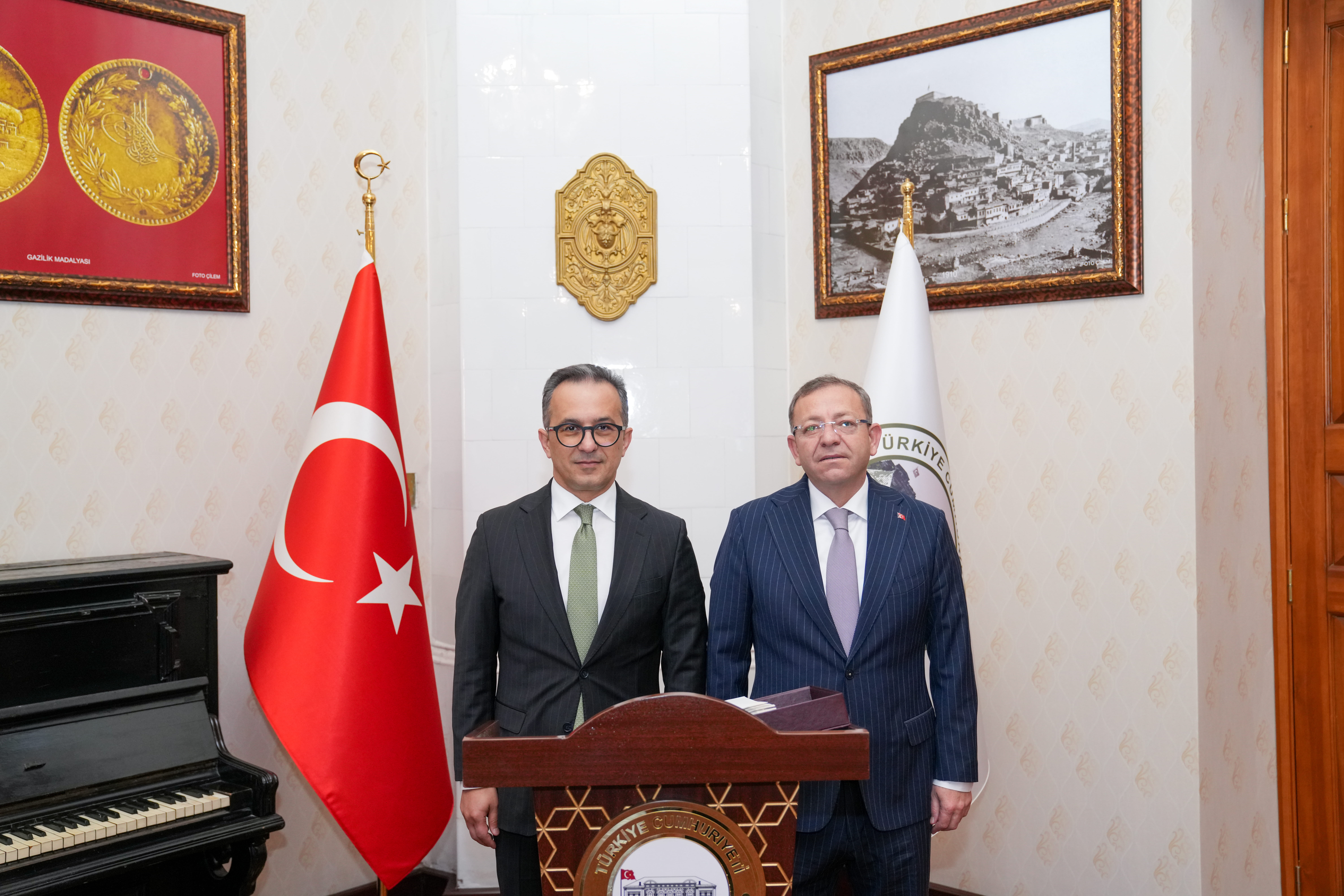 Azərbaycan nümayəndə heyəti Qars valiliyi və bələdiyyəsində görüşlər keçirib