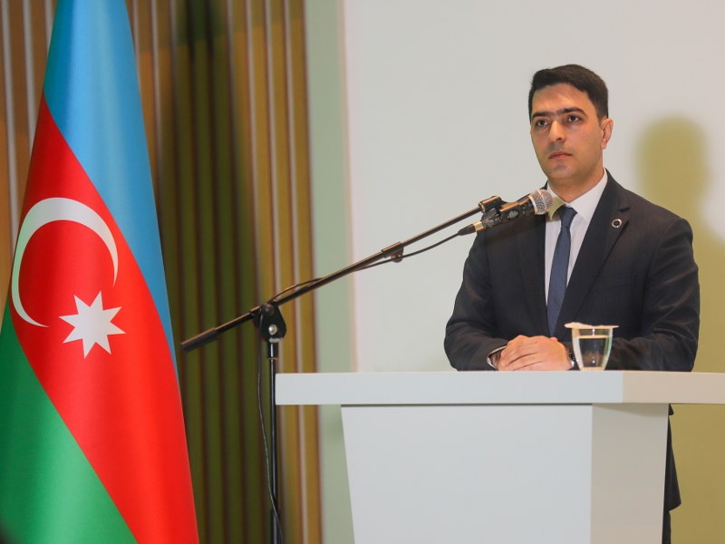 Qax rayonunda “44 günlük Vətən müharibəsində milli və dini həmrəyliyin zəfəri” mövzusunda konfrans keçirilib - Image 9