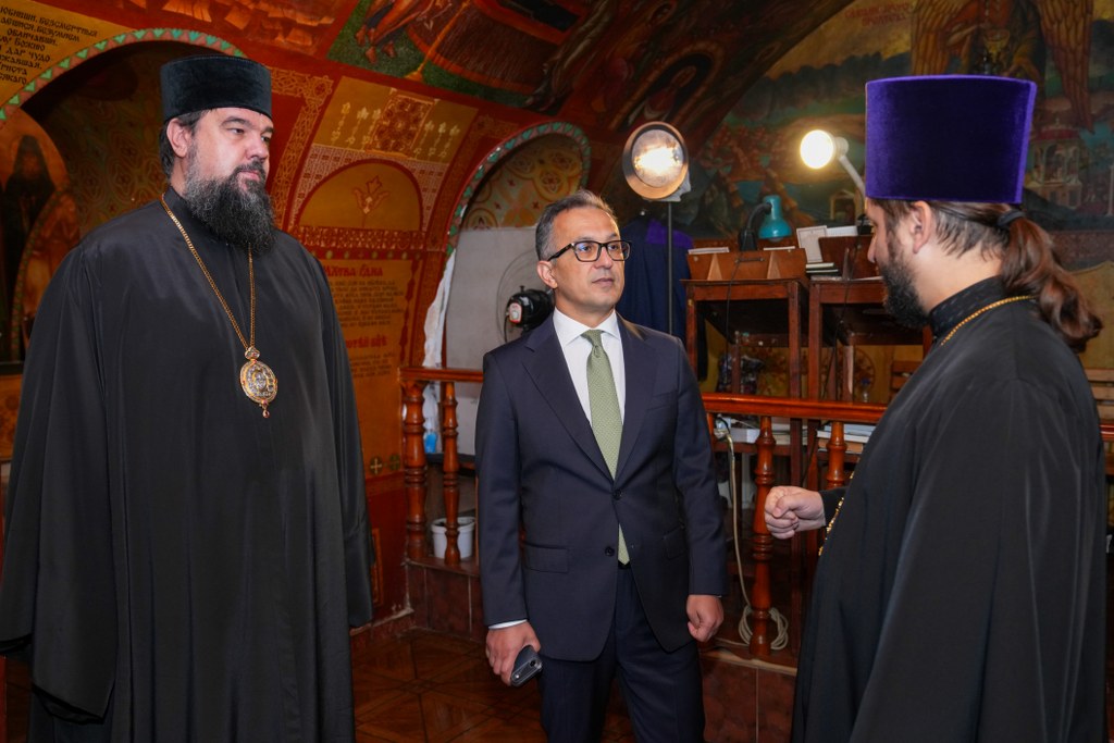 Dövlət Komitəsinin sədri Bakı şəhəri Ali Mələk Mikayıl kilsəsini ziyarət edib - Image 2