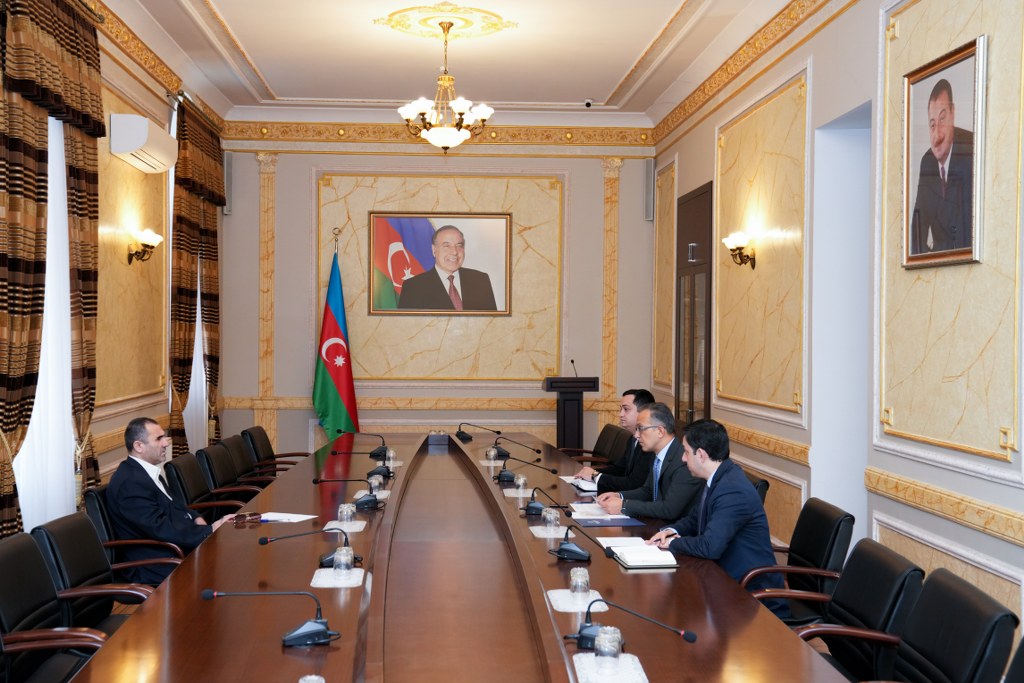 Dövlət Komitəsinin sədri Bakı şəhərində vətəndaşları qəbul edib - Image 1