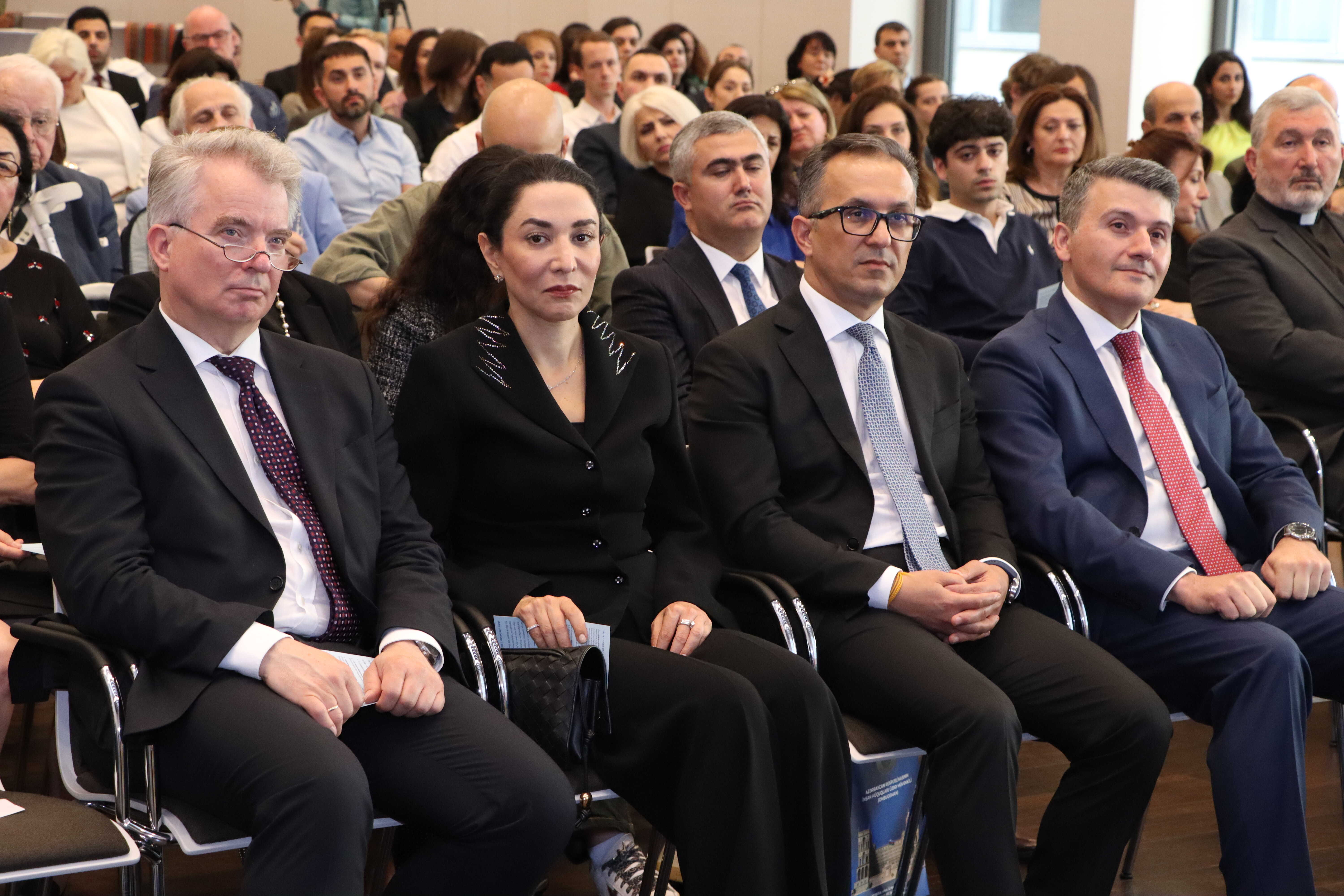 Berlində “Müxtəliflikdə birlik: dialoqda dinlərarasi sədalar” adlı tədbir keçirilib - Image 11