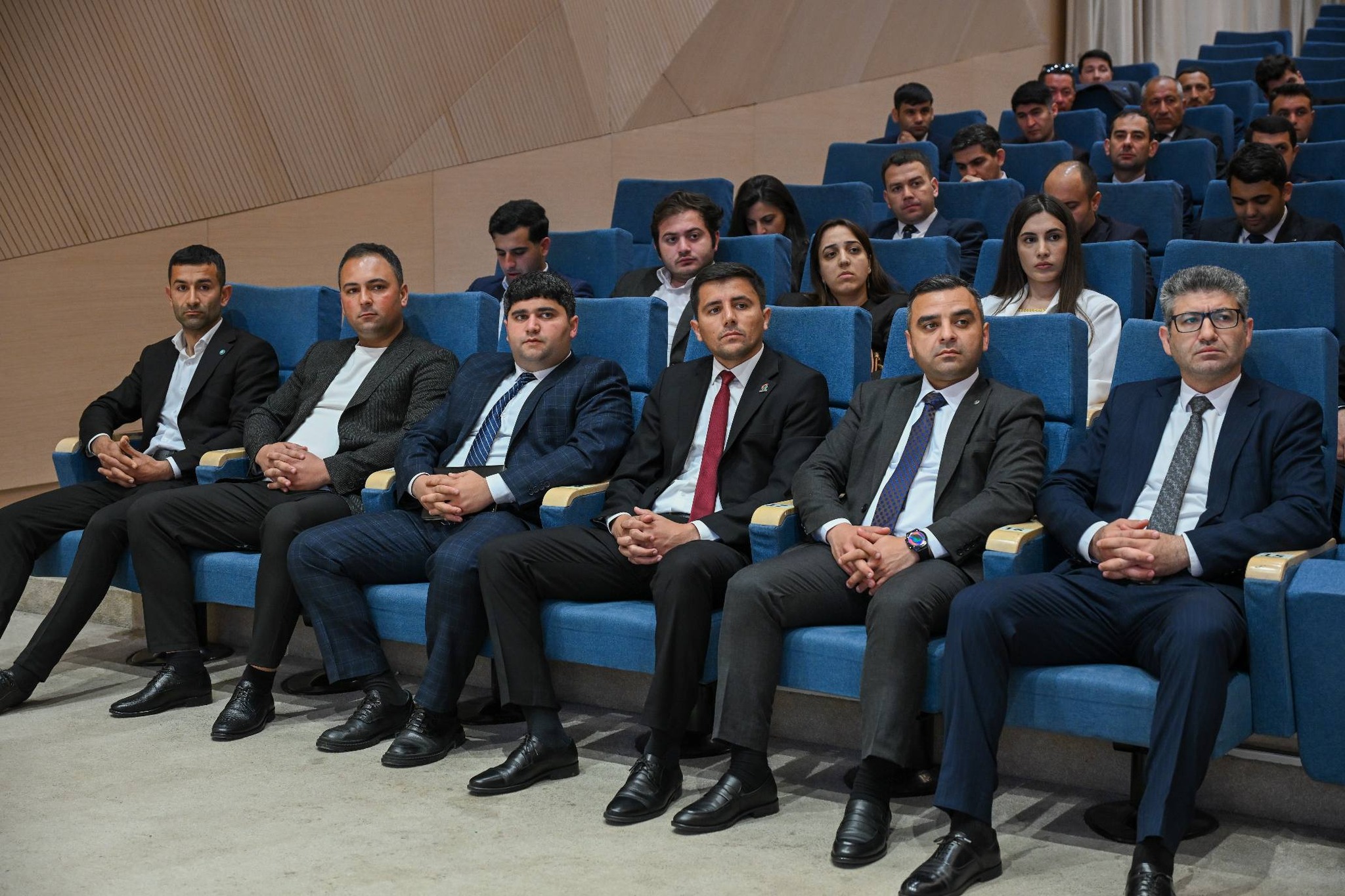 “Dini maarifləndirmə və gənclərlə iş” mövzusunda təlim başa çatıb - Image 4