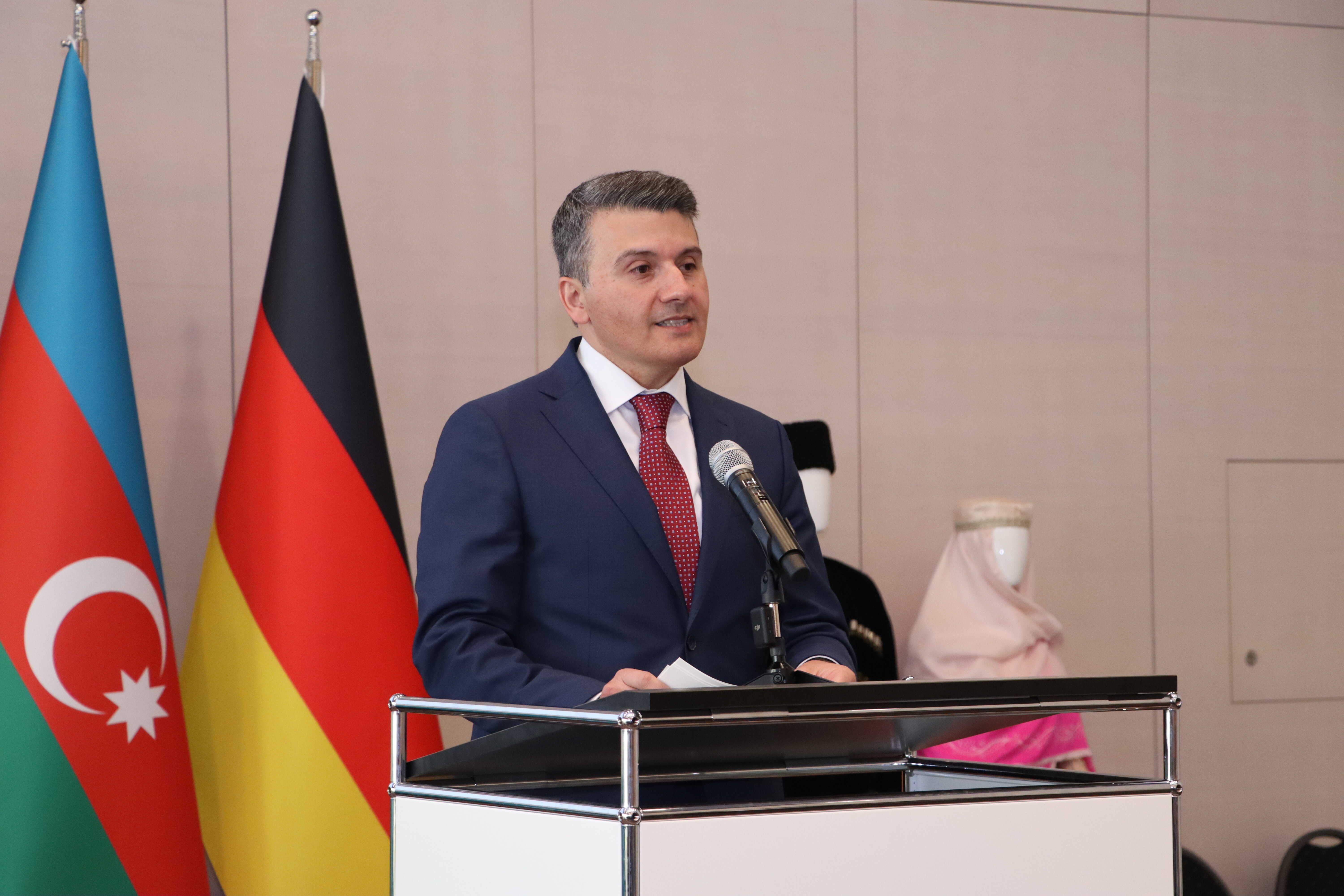Berlində “Müxtəliflikdə birlik: dialoqda dinlərarasi sədalar” adlı tədbir keçirilib - Image 16