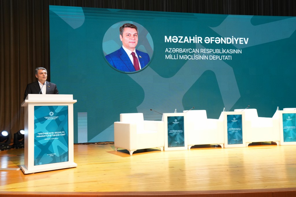 Ağdaşda “Məzhəb ayrı-seçkiliyi: həmrəyliyə təhdid kimi” mövzusunda regional konfrans keçirilir - Image 12